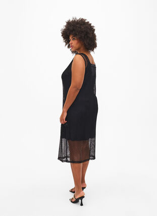Siateczkowa sukienka bez rekawów z rozcieciem, Black, Model image number 1