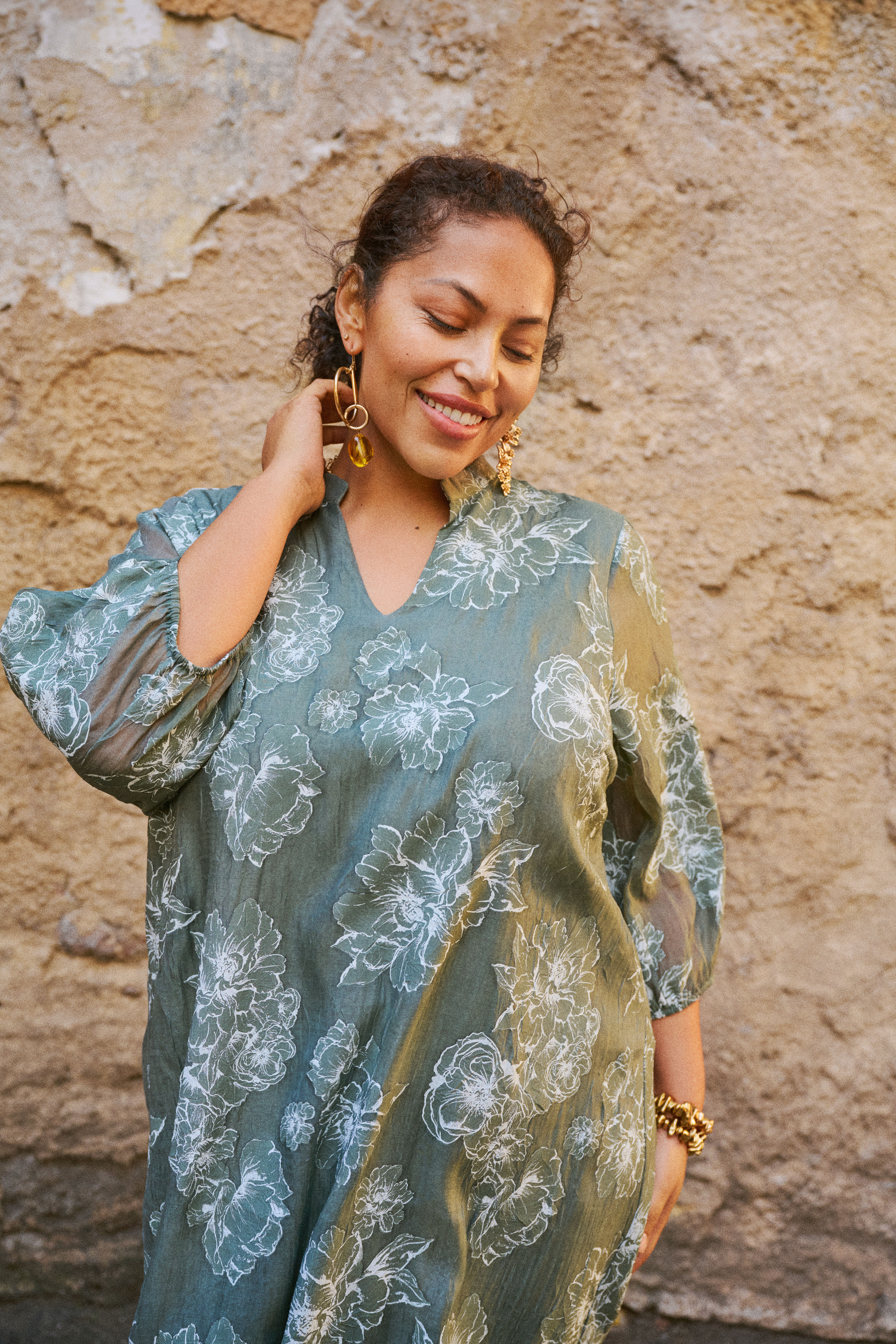 Zizzi Zielona sukienka midi w kwiatowe wzory, , Model