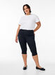 Amy capri jeans z wysokim stanem i bardzo dopasowanym krojem, Czarne, Model image number 0