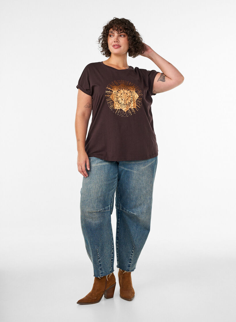 T-shirt z ozdobnym nadrukiem z przodu, Brązowy, Model image number 1