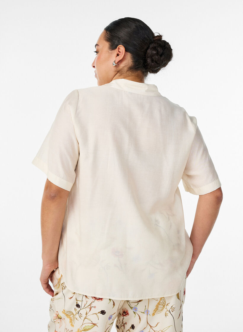 Bluzka koszula z rekawami do lokcia i kwiatowymi detalami, Beżowy, Model image number 2