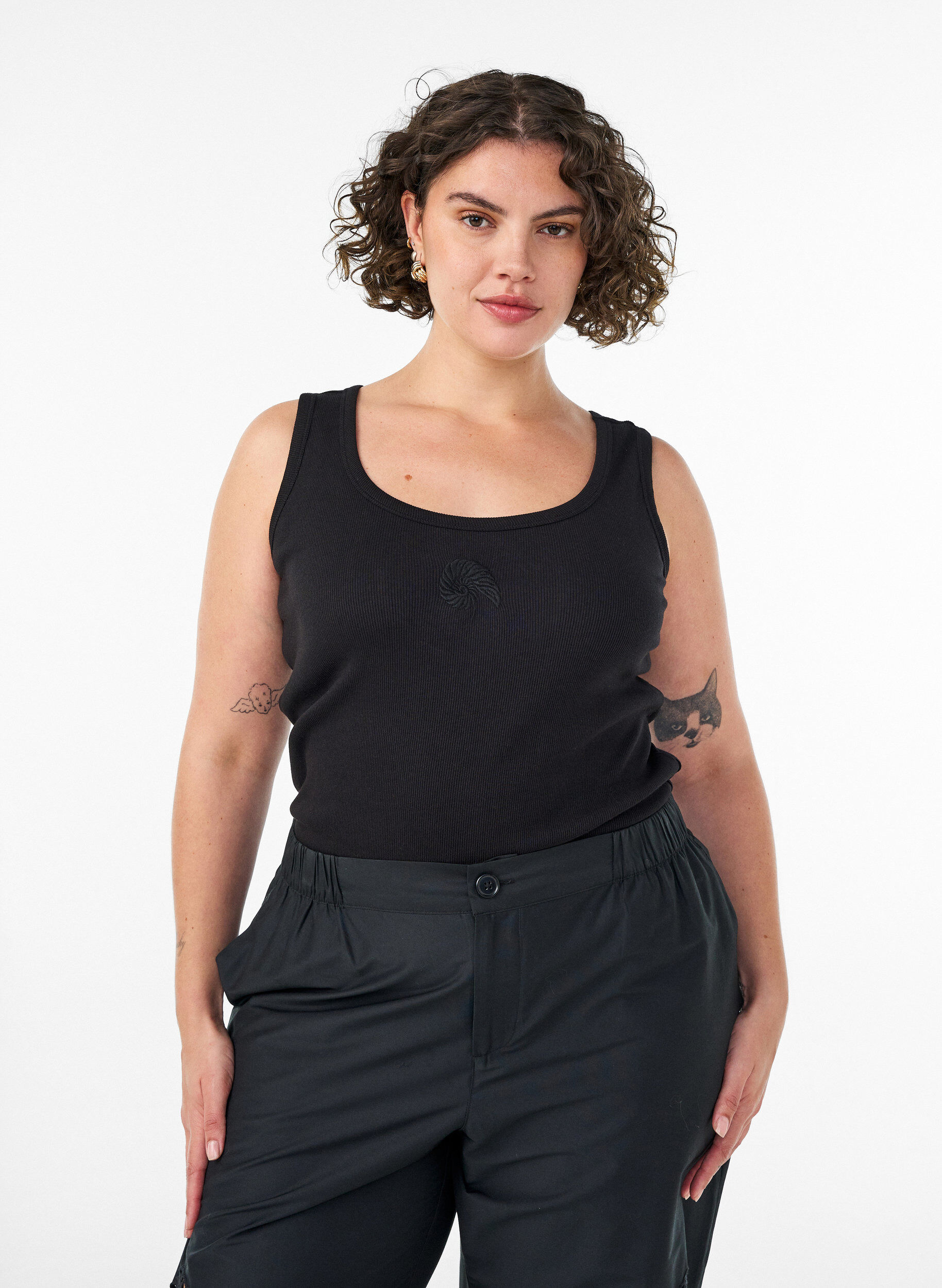 Dopasowany top z motywem, Czarne, Model