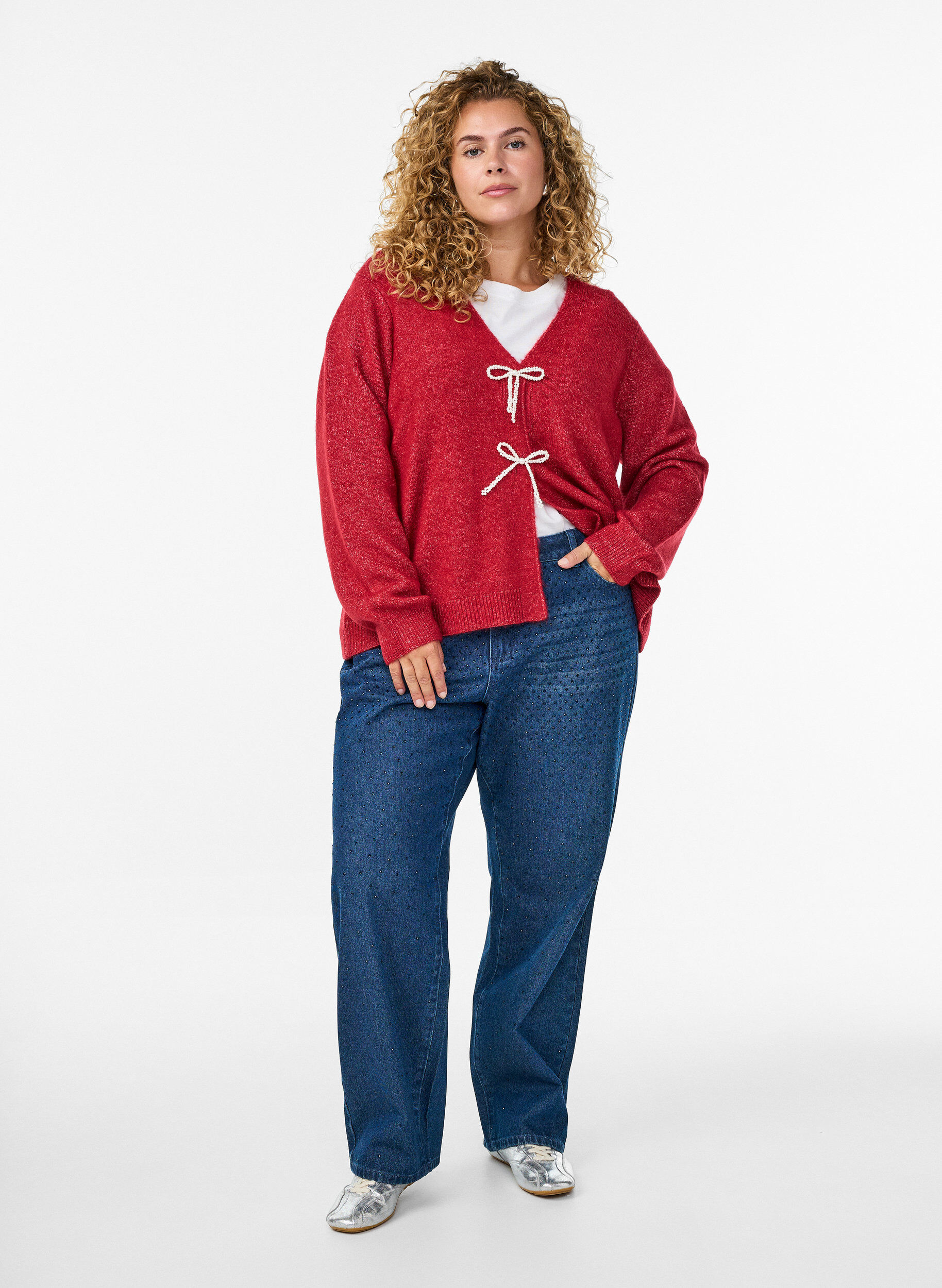 Jeansy o prostym kroju z krysztalkami i wysokim stanem, Niebieskie, Model