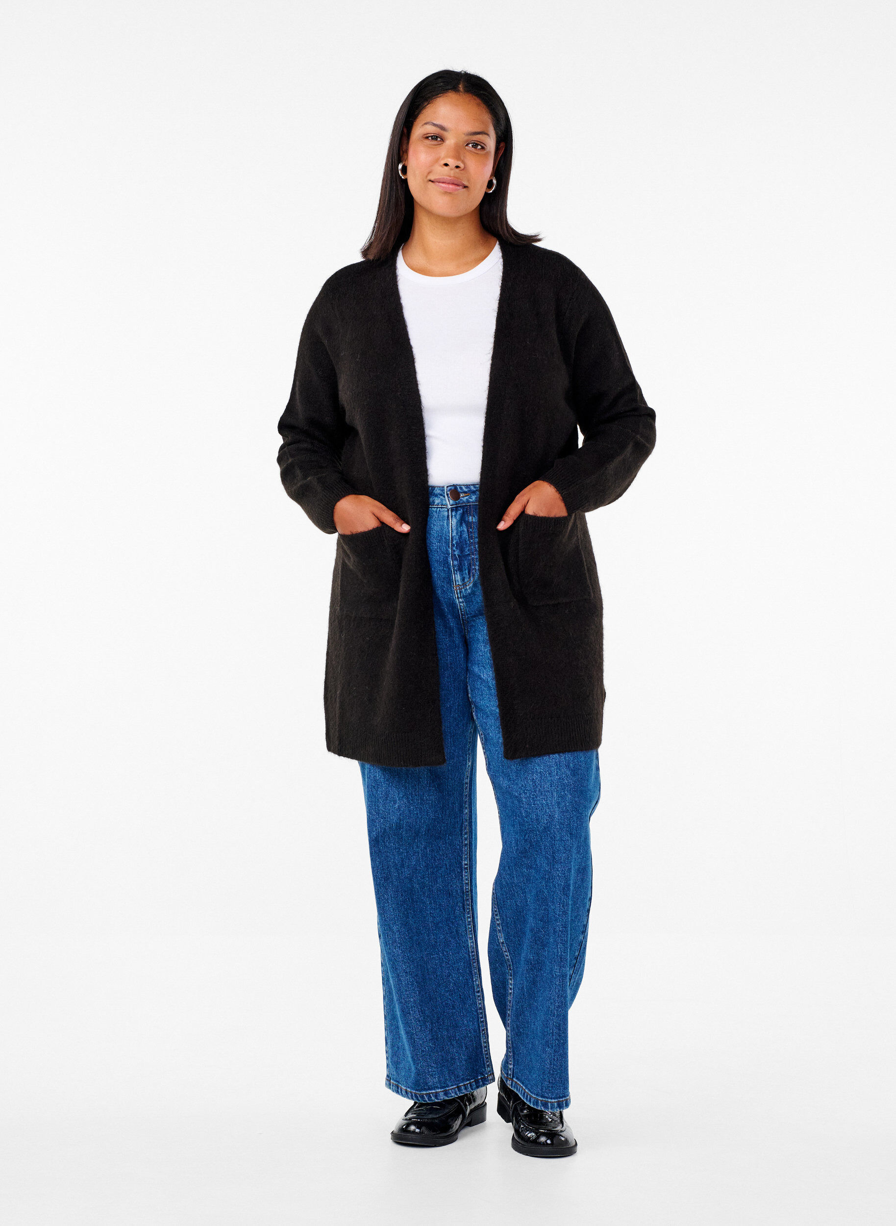 Zizzi Dlugi kardigan z kieszeniami, Czarne, Model image number 1