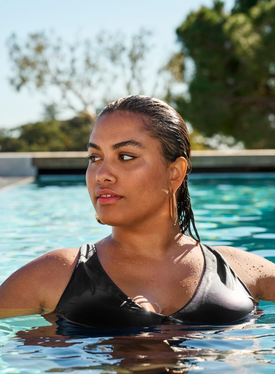 Stroje kąpielowe z podparciem i modelujące, , Model