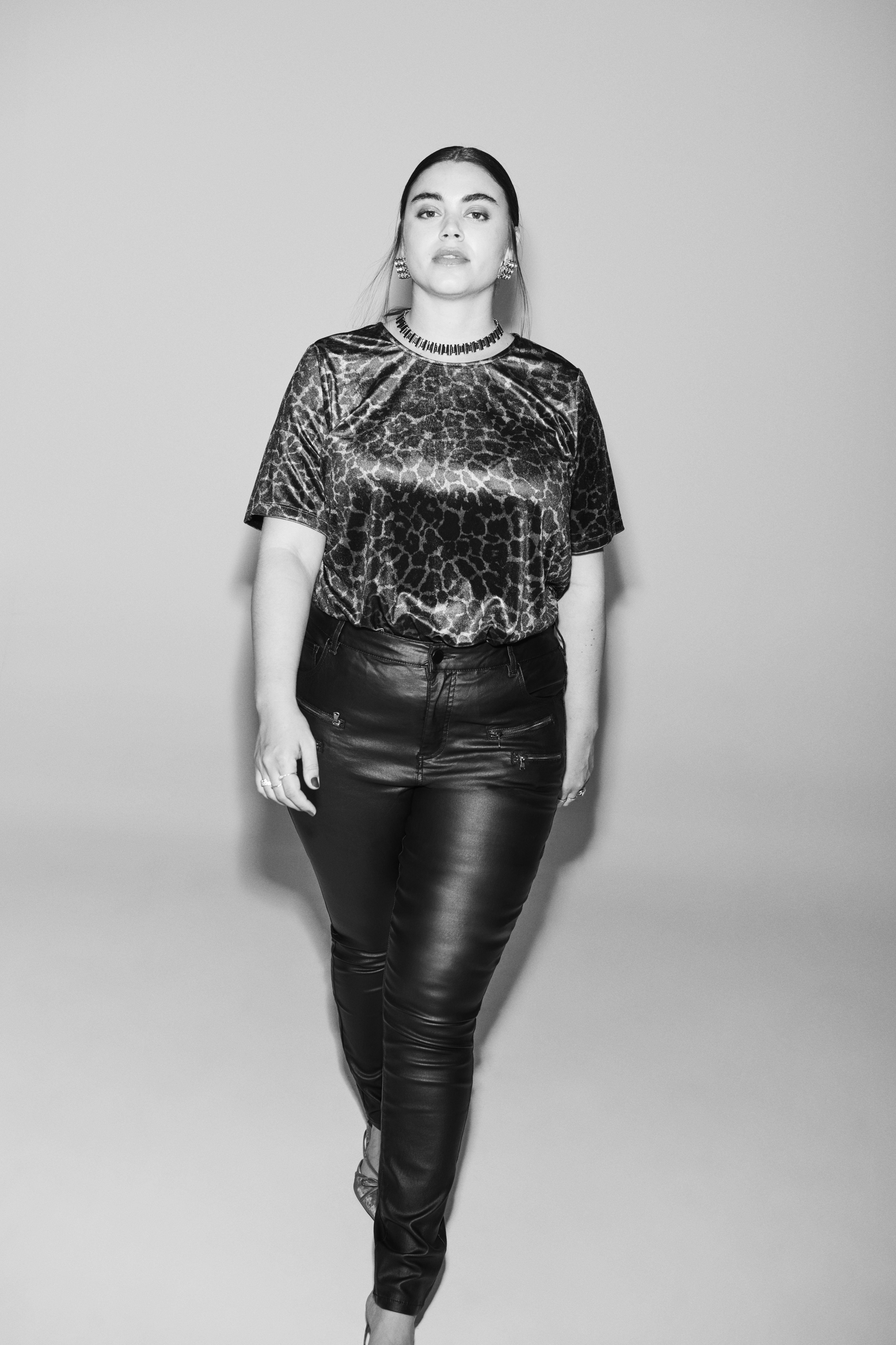 Zizzi Bluzka z weluru w panterkę, , Model