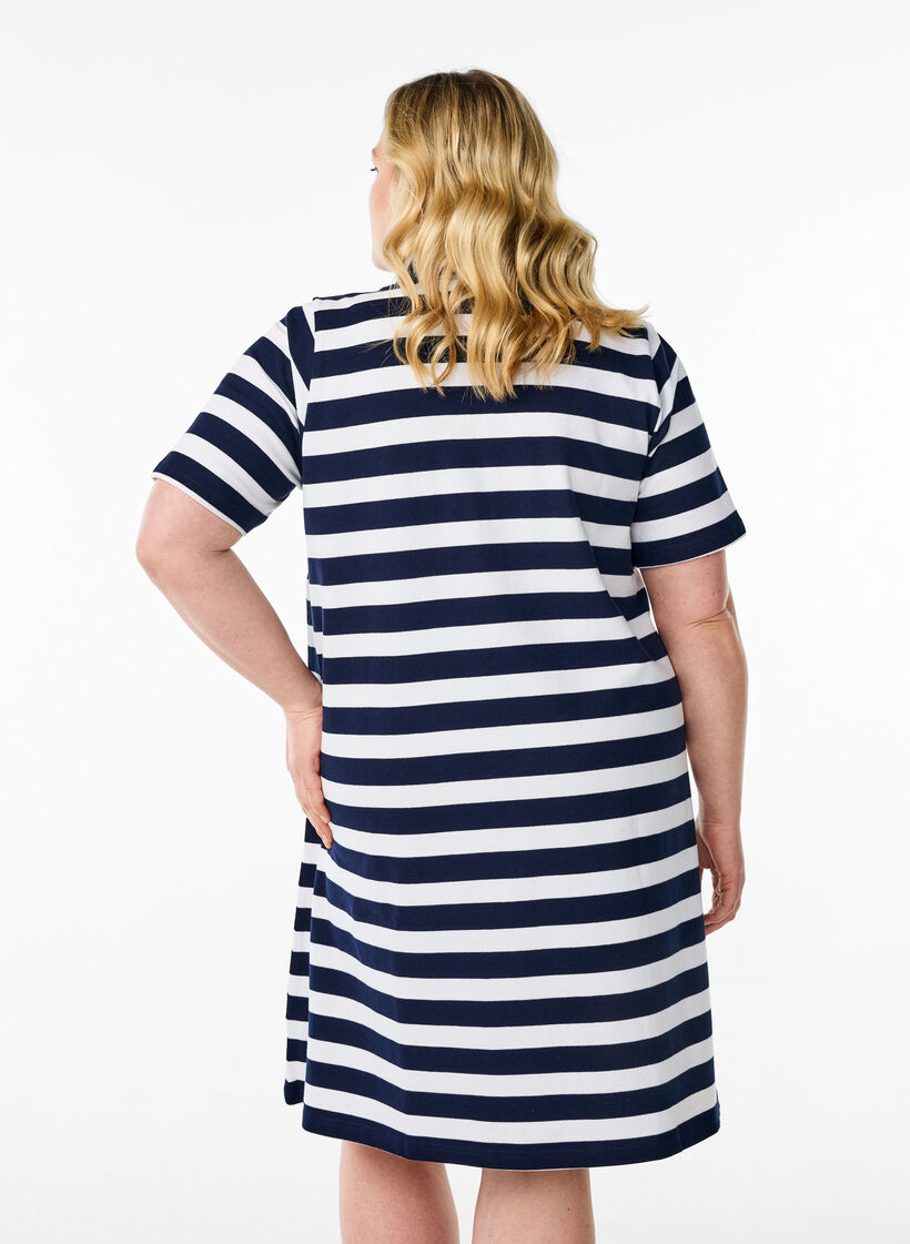 Krótka sukienka polo o kroju trapezowym, Niebieskie, Model image number 2