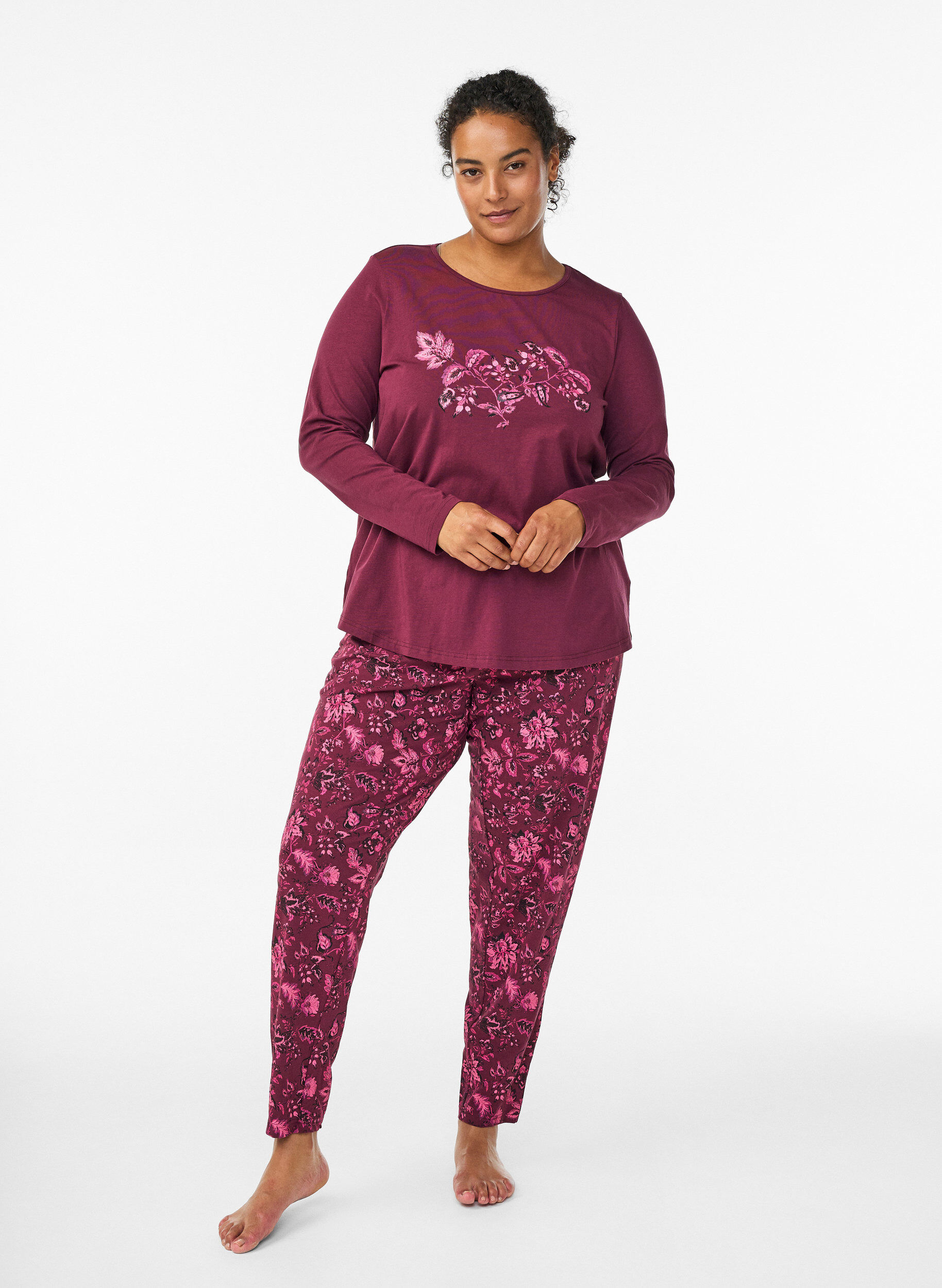 Zizzi Nocna koszula z bawelny z nadrukiem z przodu, Ciemnobordowy, Model image number 1