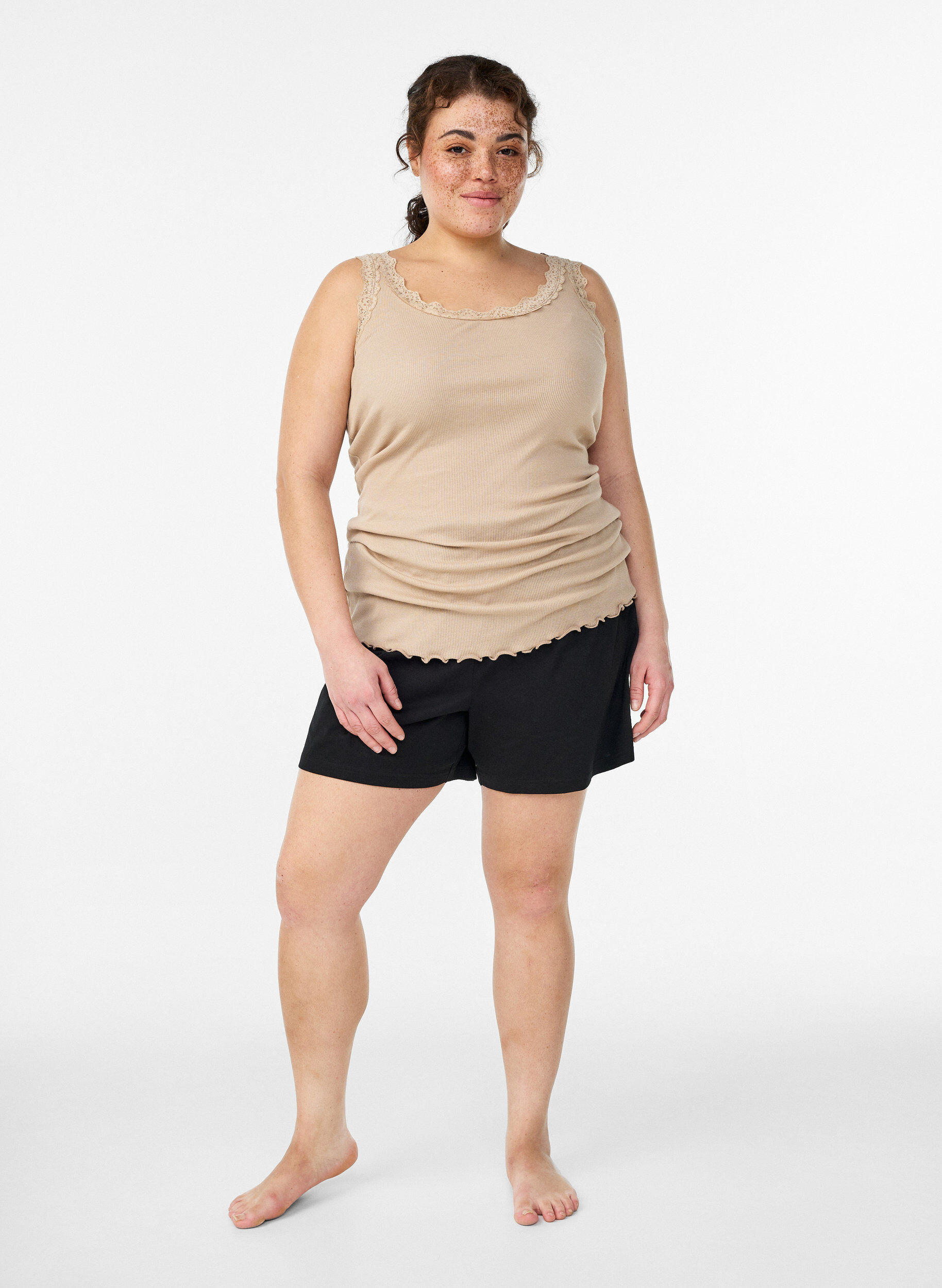 Zizzi Top z koronkowym wykonczeniem, Beżowy, Model image number 1