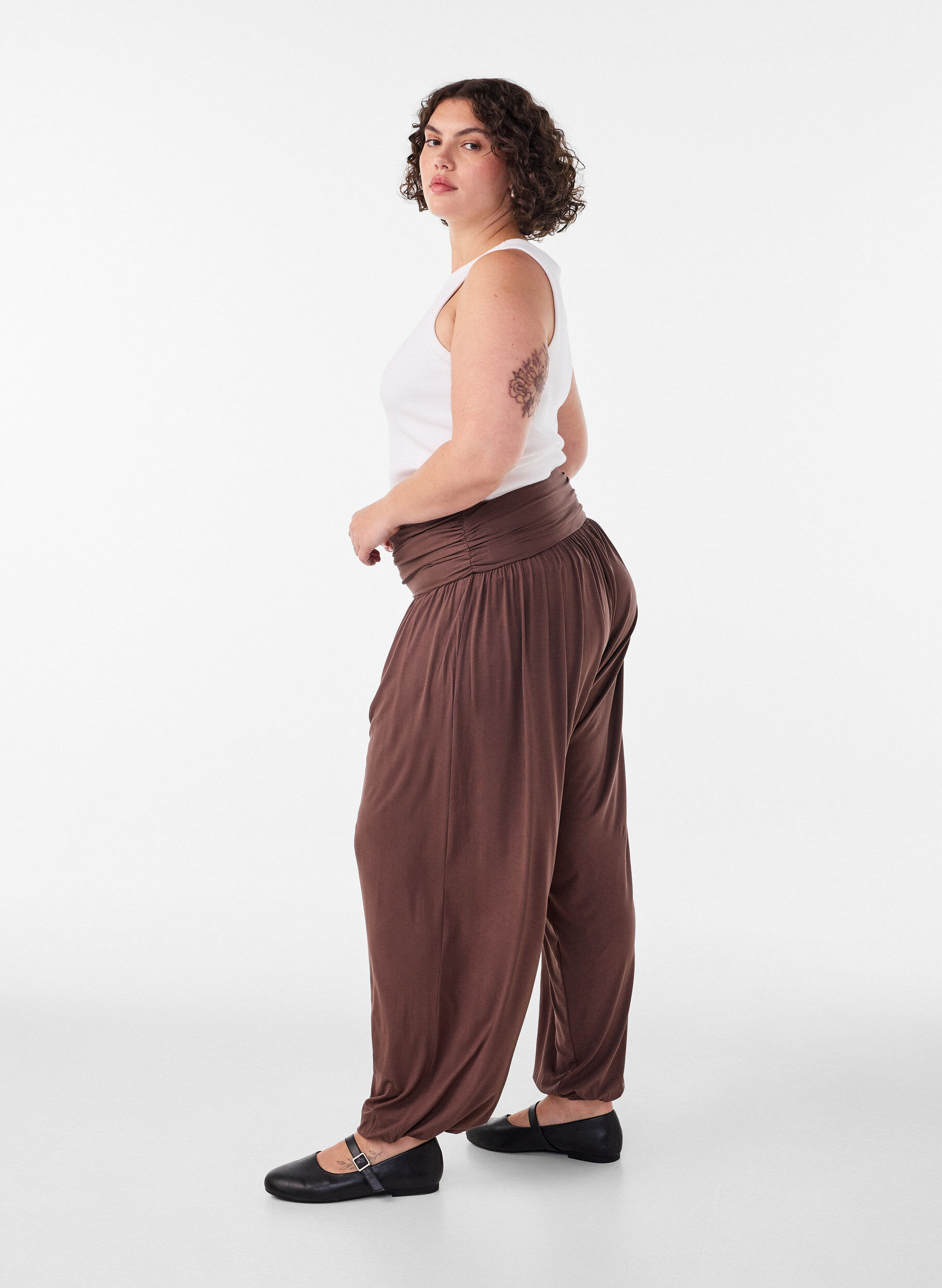 ZizziLuzne spodnie haremowe, Brązowy, Model image number 2
