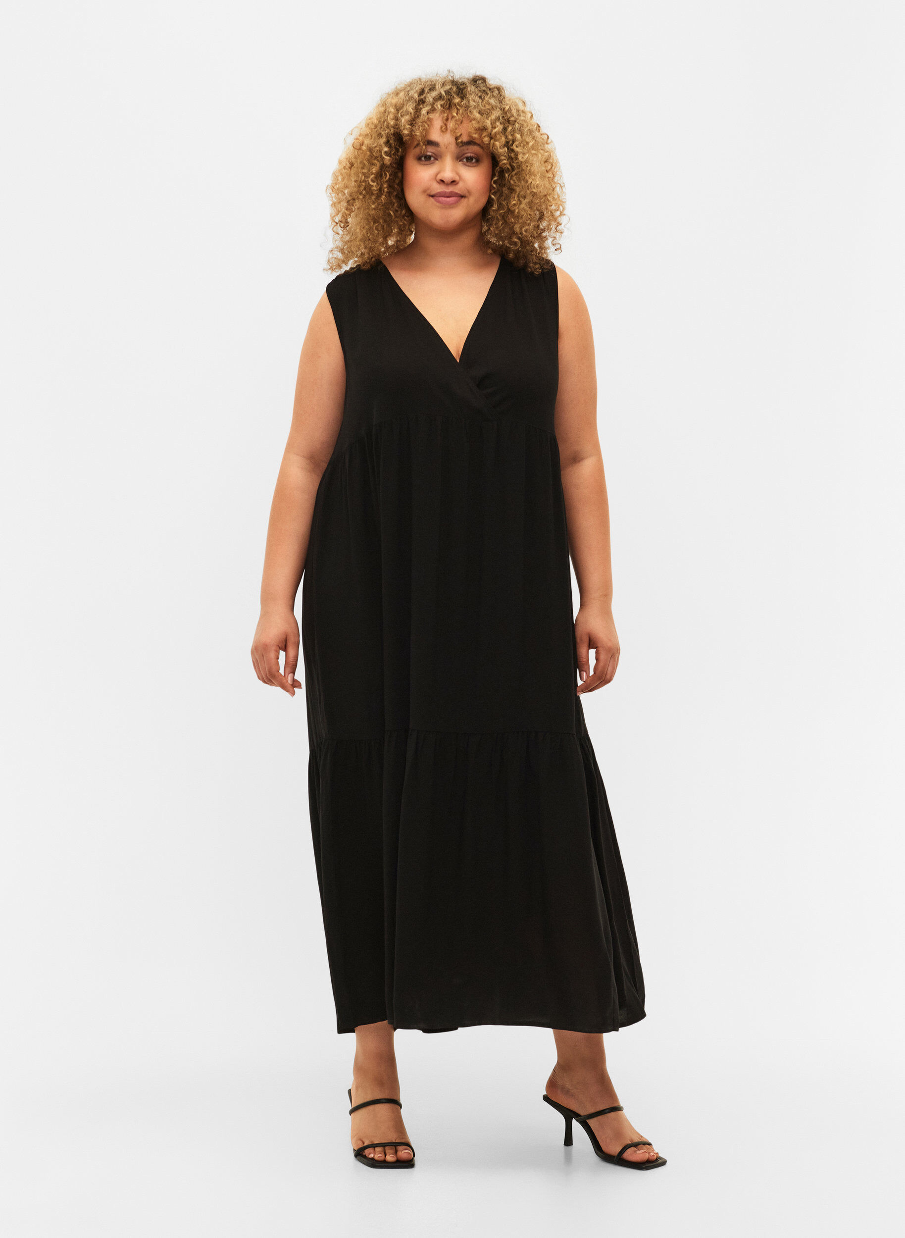 Zizzi Sukienka maxi bez rekaw&oacute;w z wiskozy, Black, Model image number 0