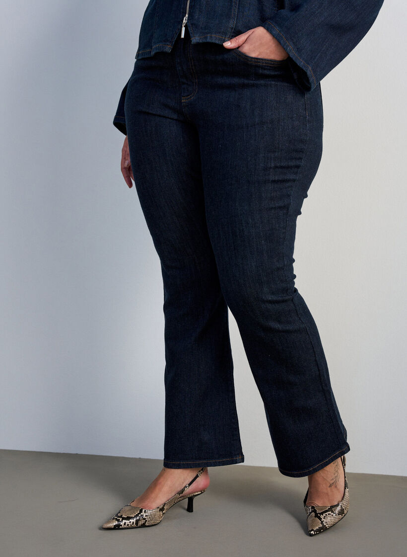 Jeansy bootcut z wysokim stanem Ellen, Niebieskie, Model image number 2