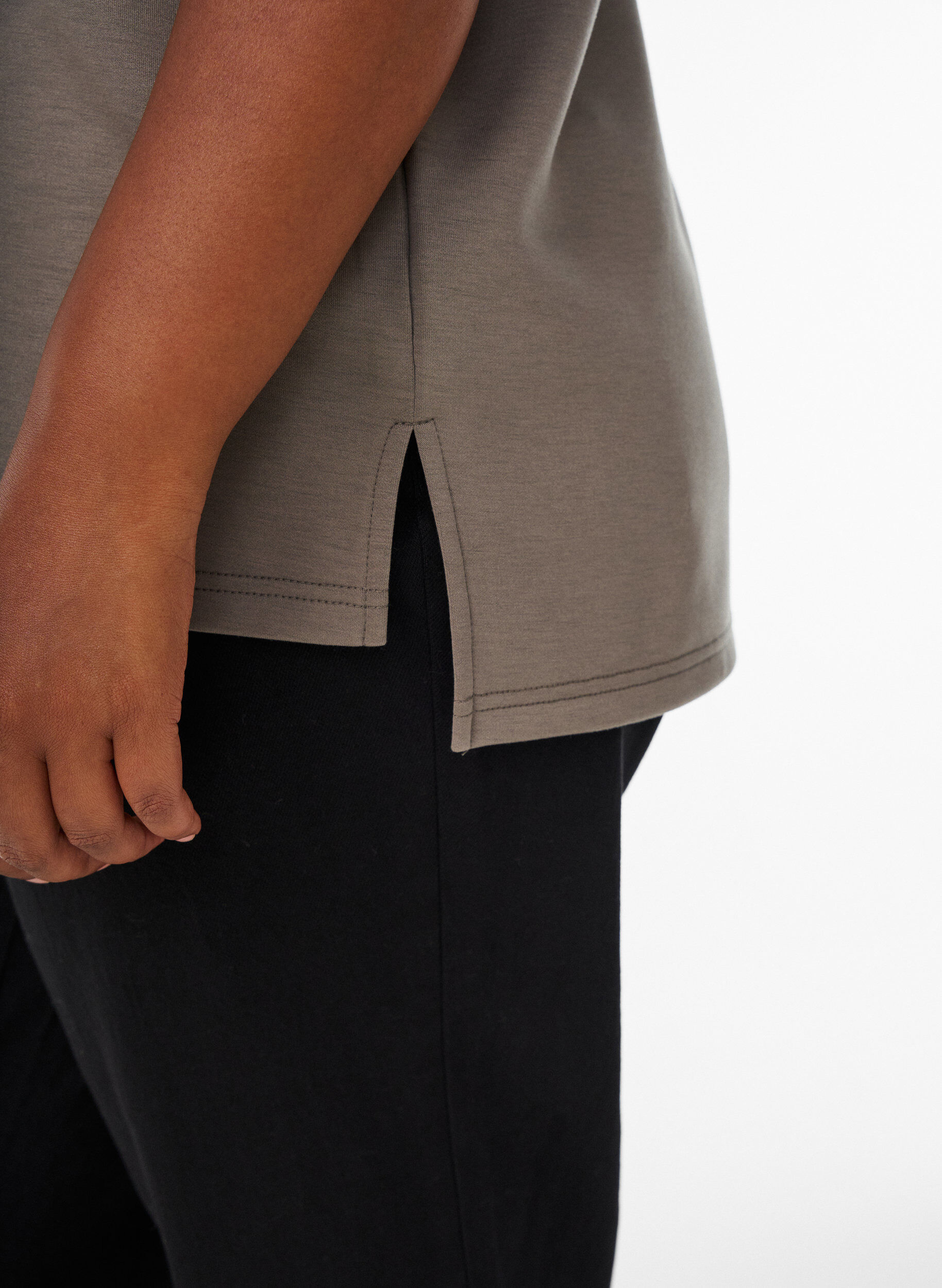 Zizzi Bluza z kr&oacute;tkim rekawem i wysokim kolnierzem, Brązowy, Model image number 3