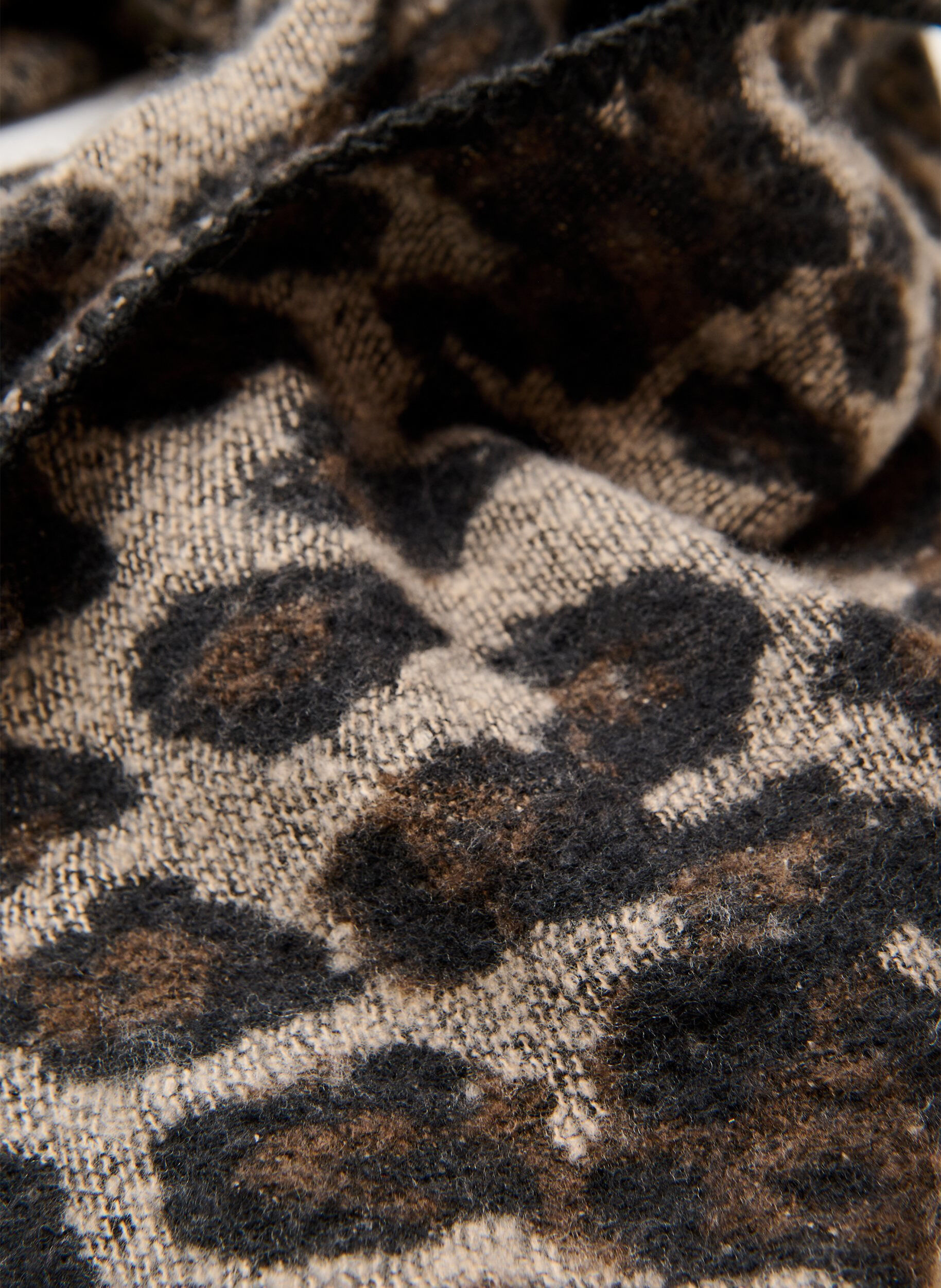 Zizzi Miekki szalik ze wzorem w cieplych kolorach, Brązowy, Packshot image number 1