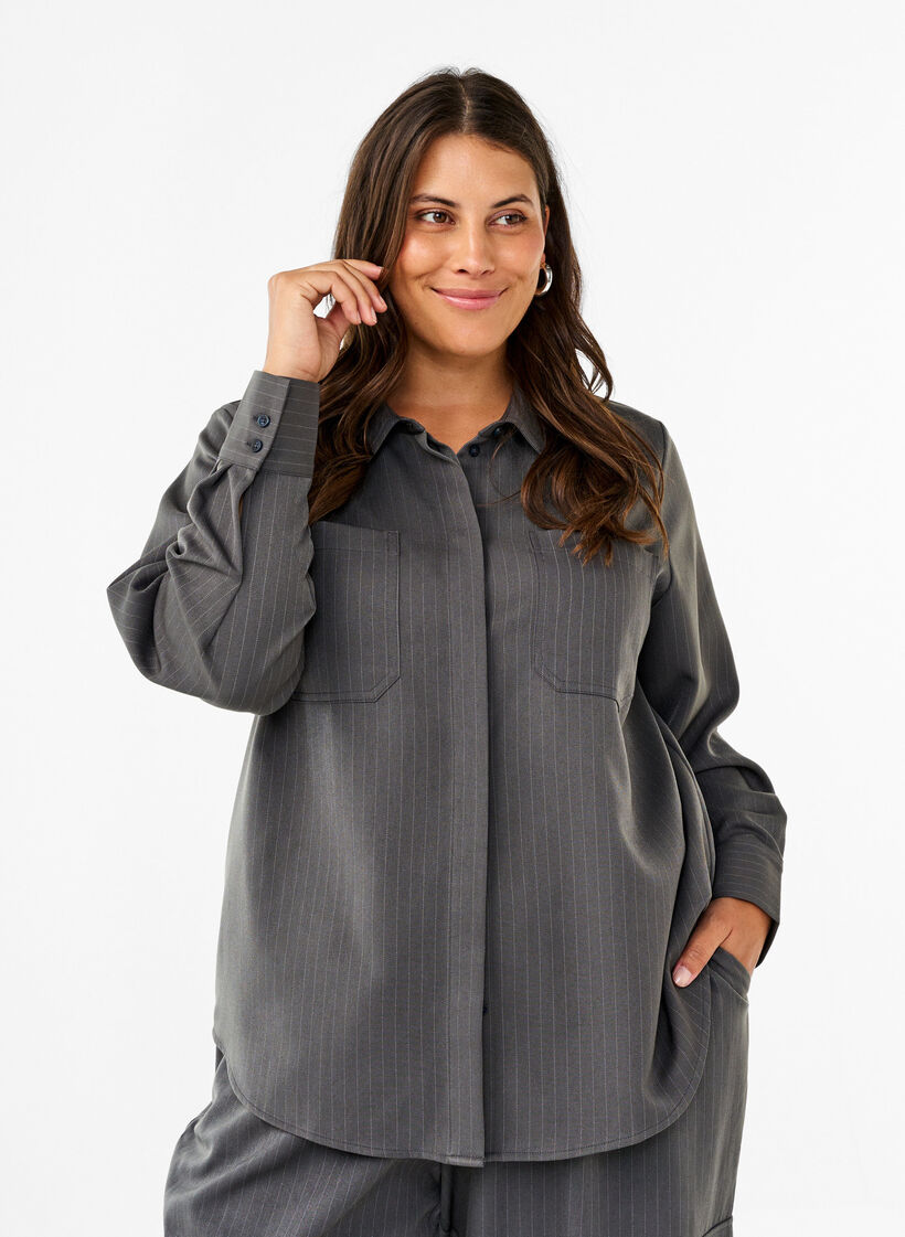 Prazkowana koszula z kolnierzykiem i kieszeniami na piersi, Dark Shadow Pin St., Model image number 0