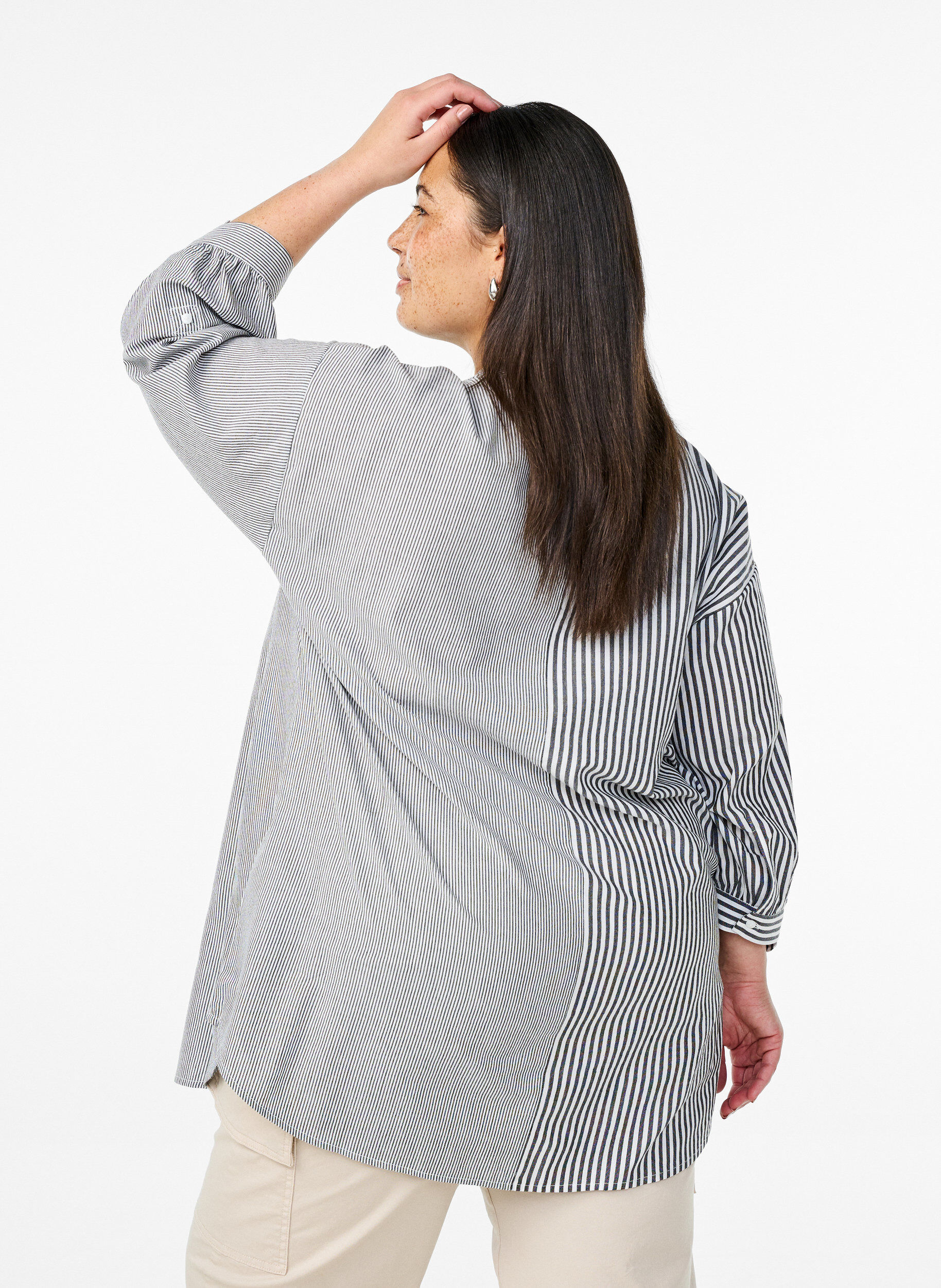 Zizzi Pasiasta tunika z rekawami 3/4, Czarne, Model image number 2