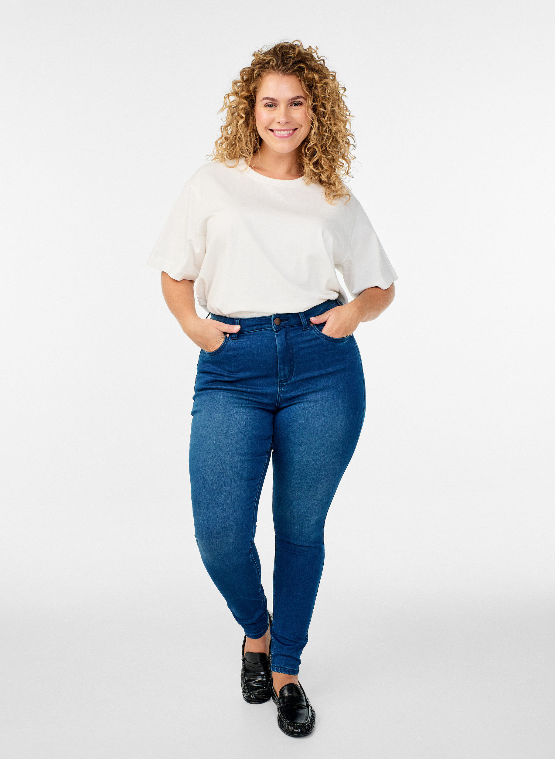 Jeansy Amy super slim z wysokim stanem, Niebieskie, Model