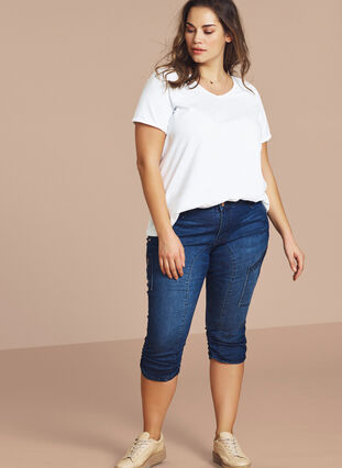 Waskie jeansy capri z kieszeniami, Dark blue denim, Model image number 1