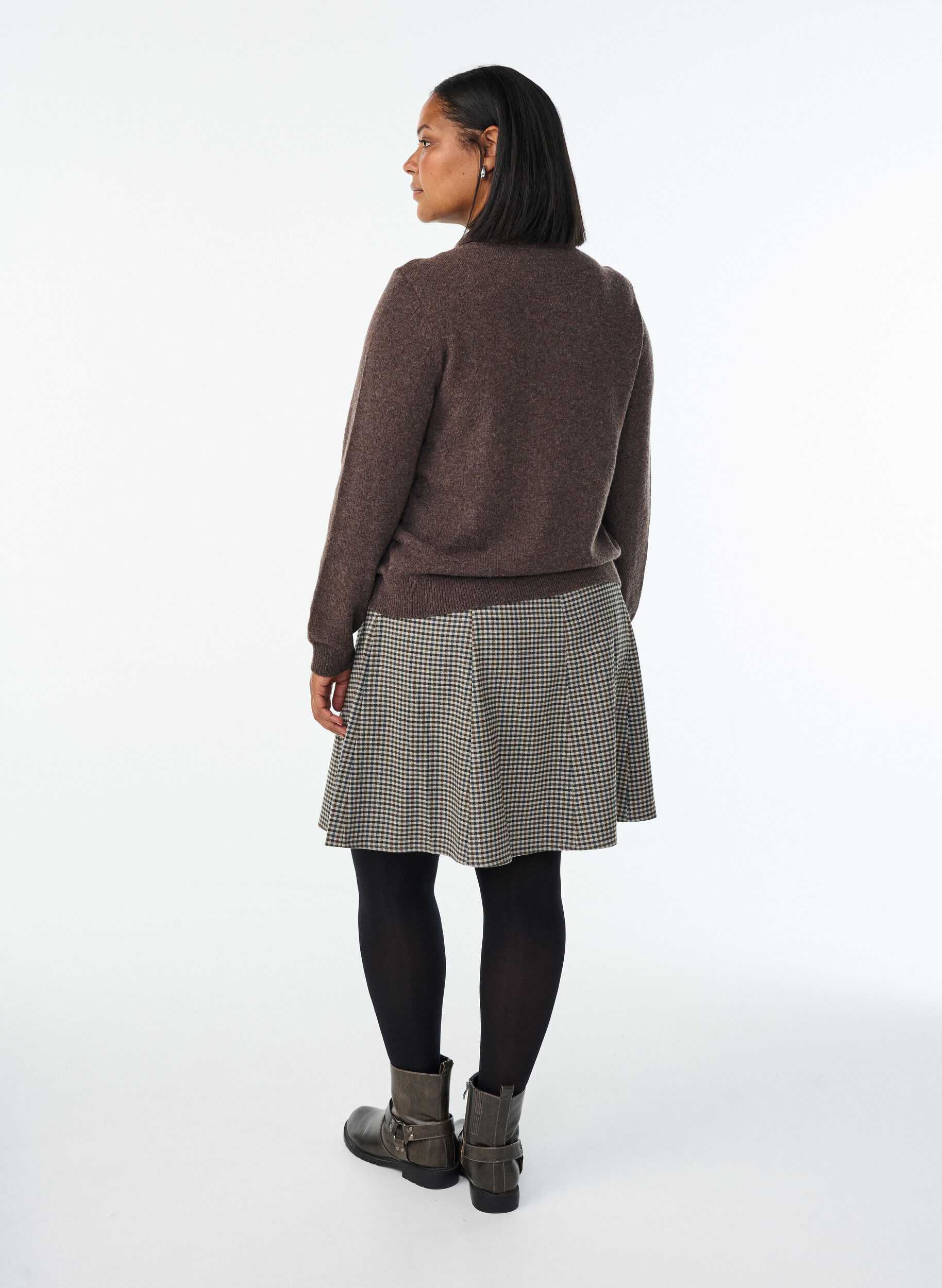 Zizzi Kr&oacute;tka sp&oacute;dniczka w ksztalcie litery A, Brązowy, Model image number 2