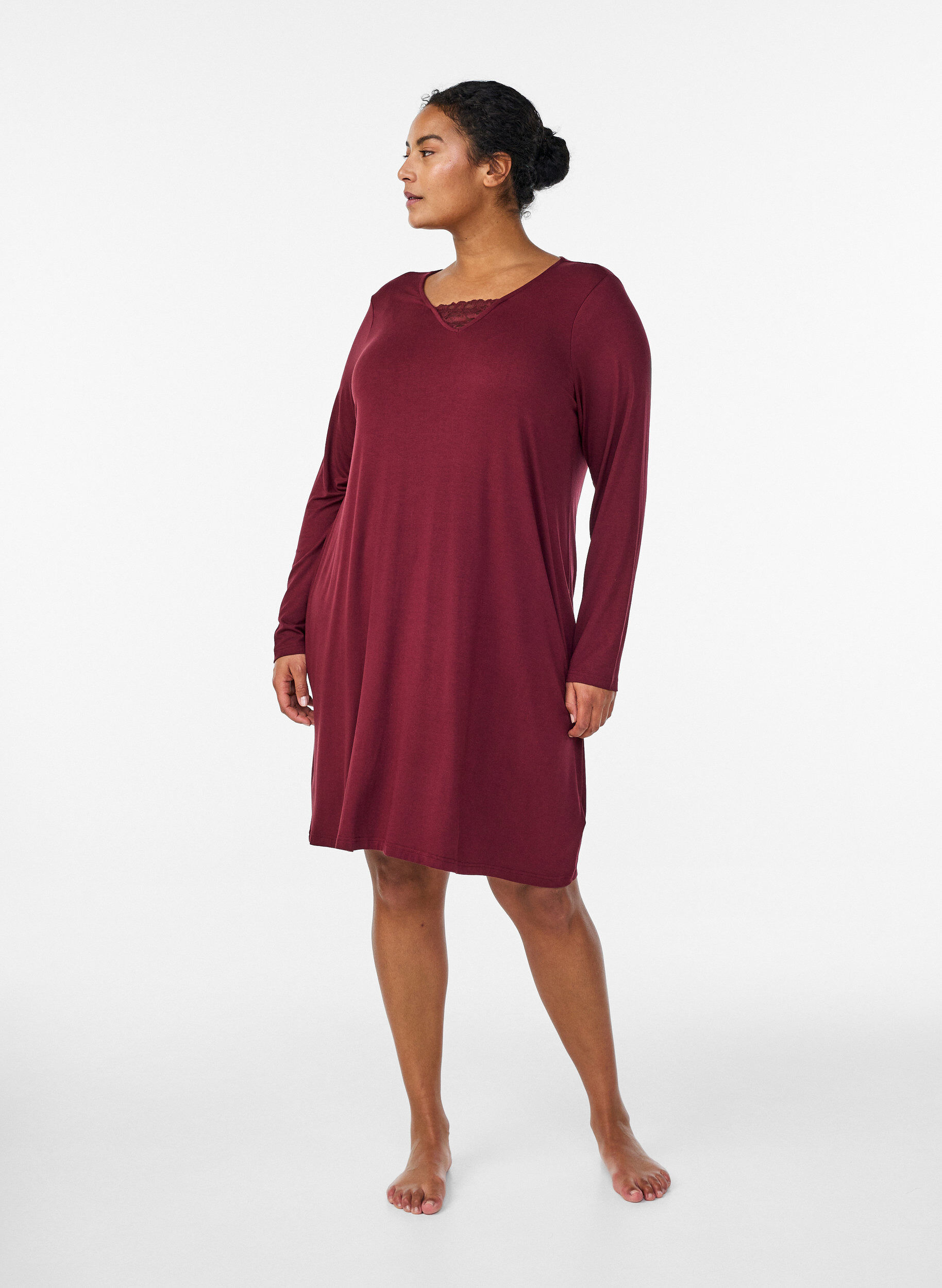 Zizzi Koszula nocna z dlugim rekawem, dekoltem w serek i koronkowa wstawka, Czerwony, Model image number 1