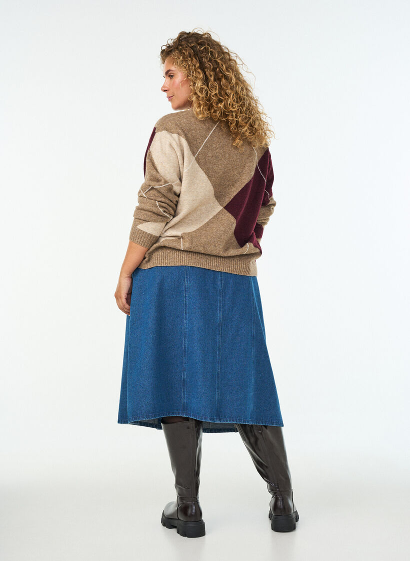 Sp&oacute;dniczka z niebieskiego denimu w kroju A z falbana z guzik&oacute;w, Niebieskie, Model image number 1
