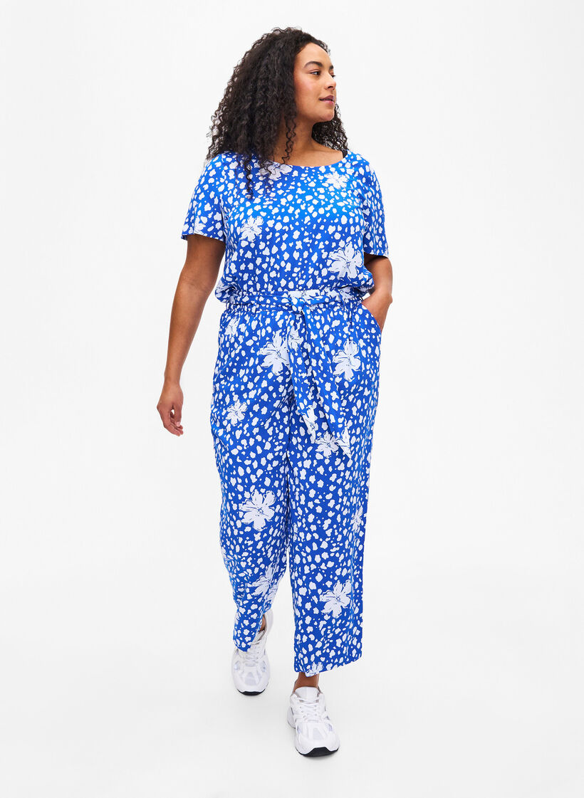 FLASH – bluzka z wiskozy z krótkim rekawem i nadrukiem, Niebieskie, Model image number 1