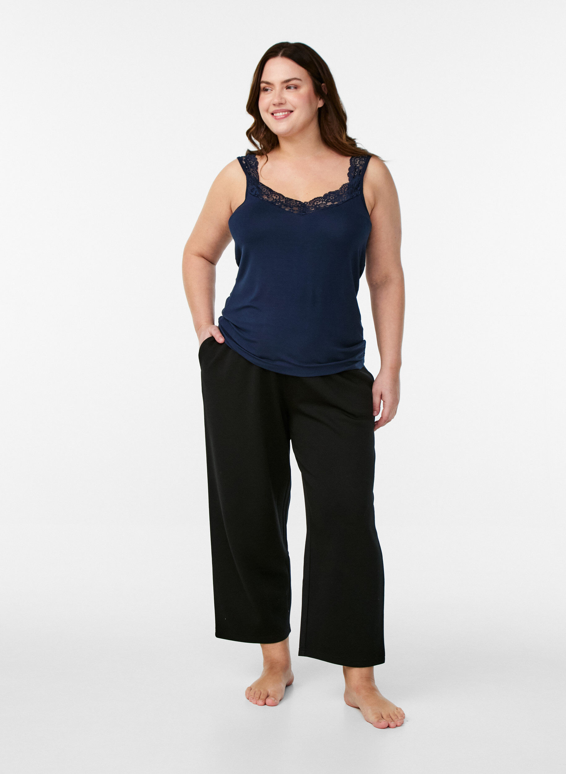 ZizziWiskozowy top z koronkowym wykonczeniem, Niebieskie, Model image number 1