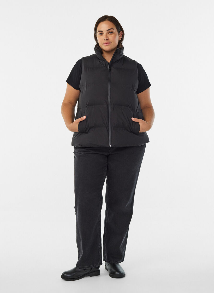 Kr&oacute;tki bufiasty bezrekawnik z wysokim kolnierzem, Czarne, Model image number 1