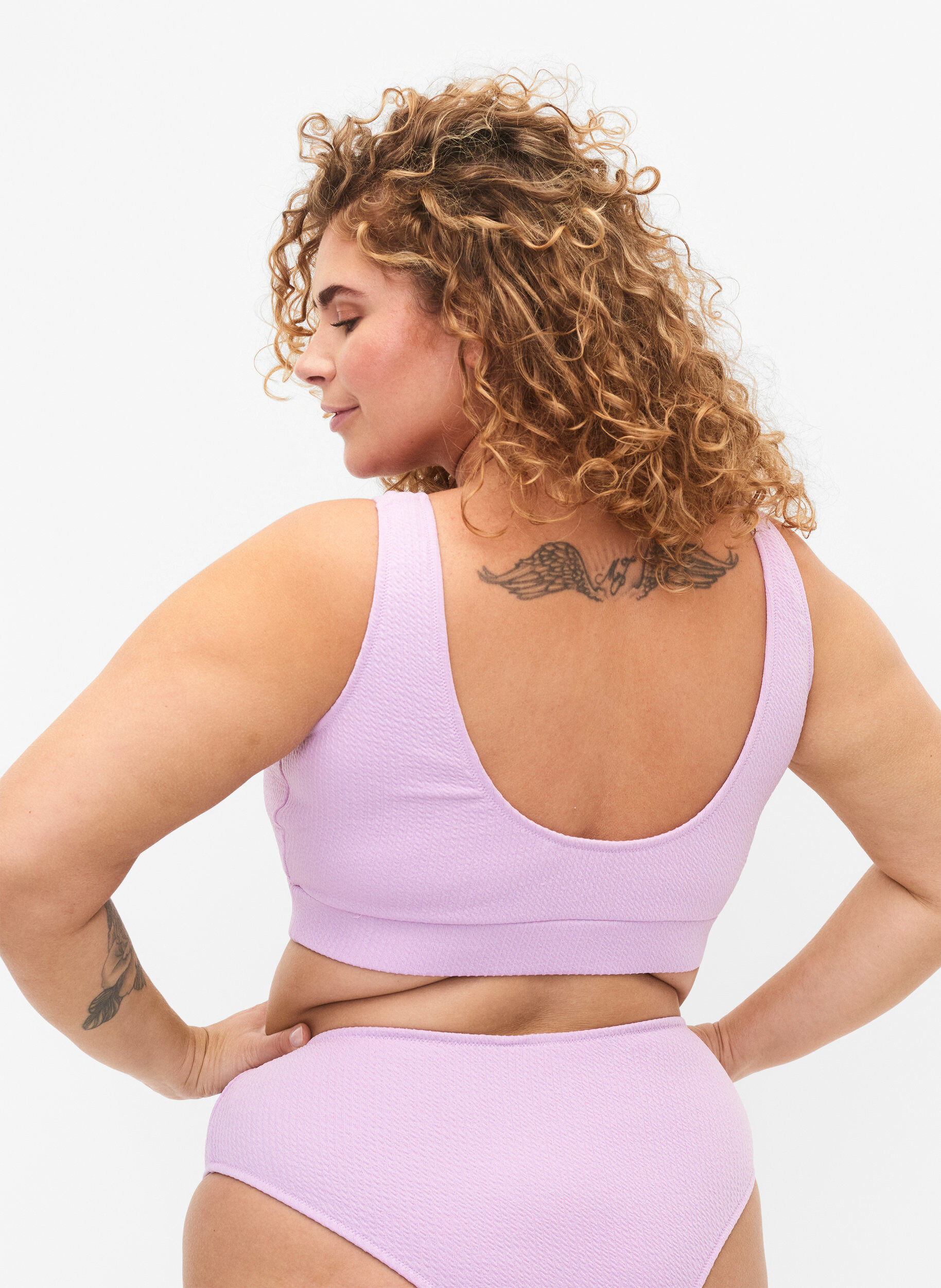 Zizzi G&oacute;ra od bikini z krepa, Orchid Bouquet, Model image number 1