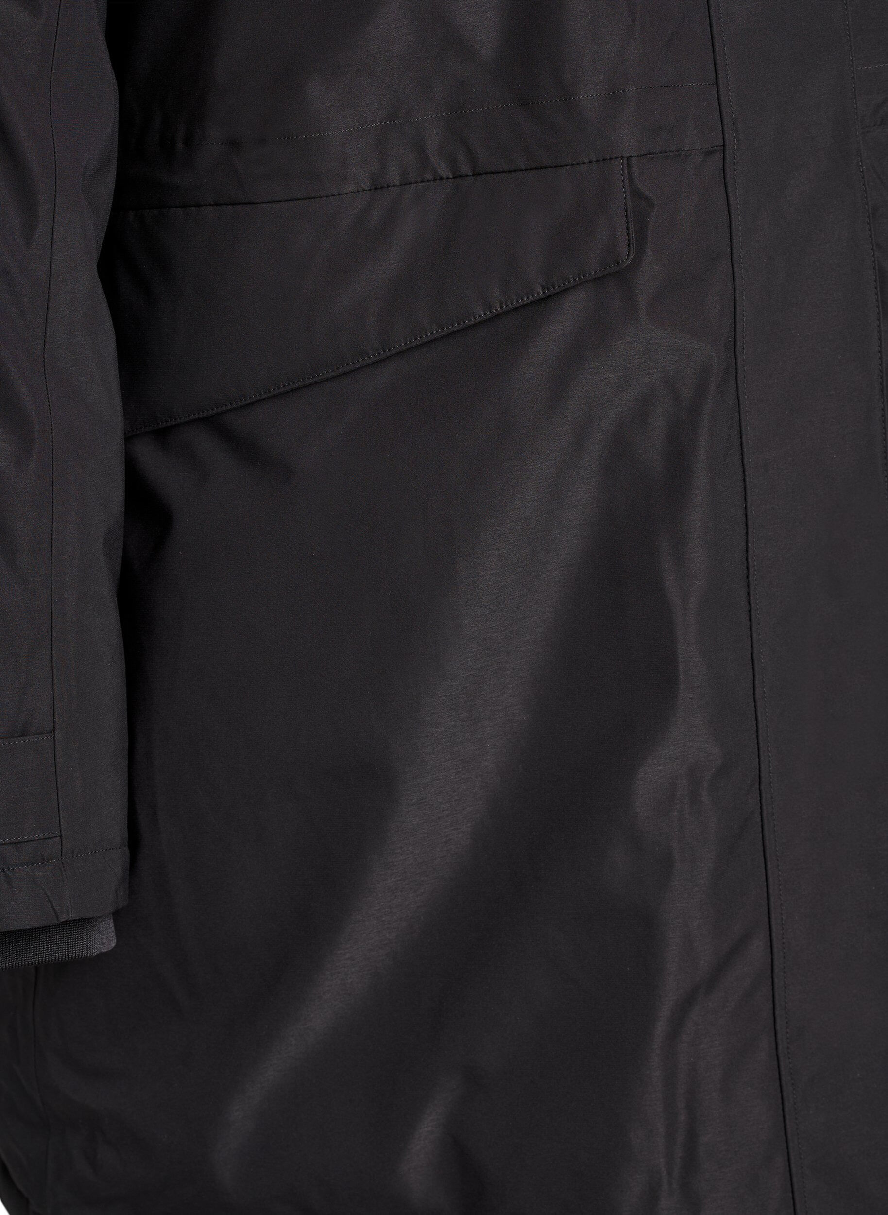 Zizzi Hydrofobowa parka z kapturem i funkcjonalnymi detalami, Czarne, Packshot image number 3