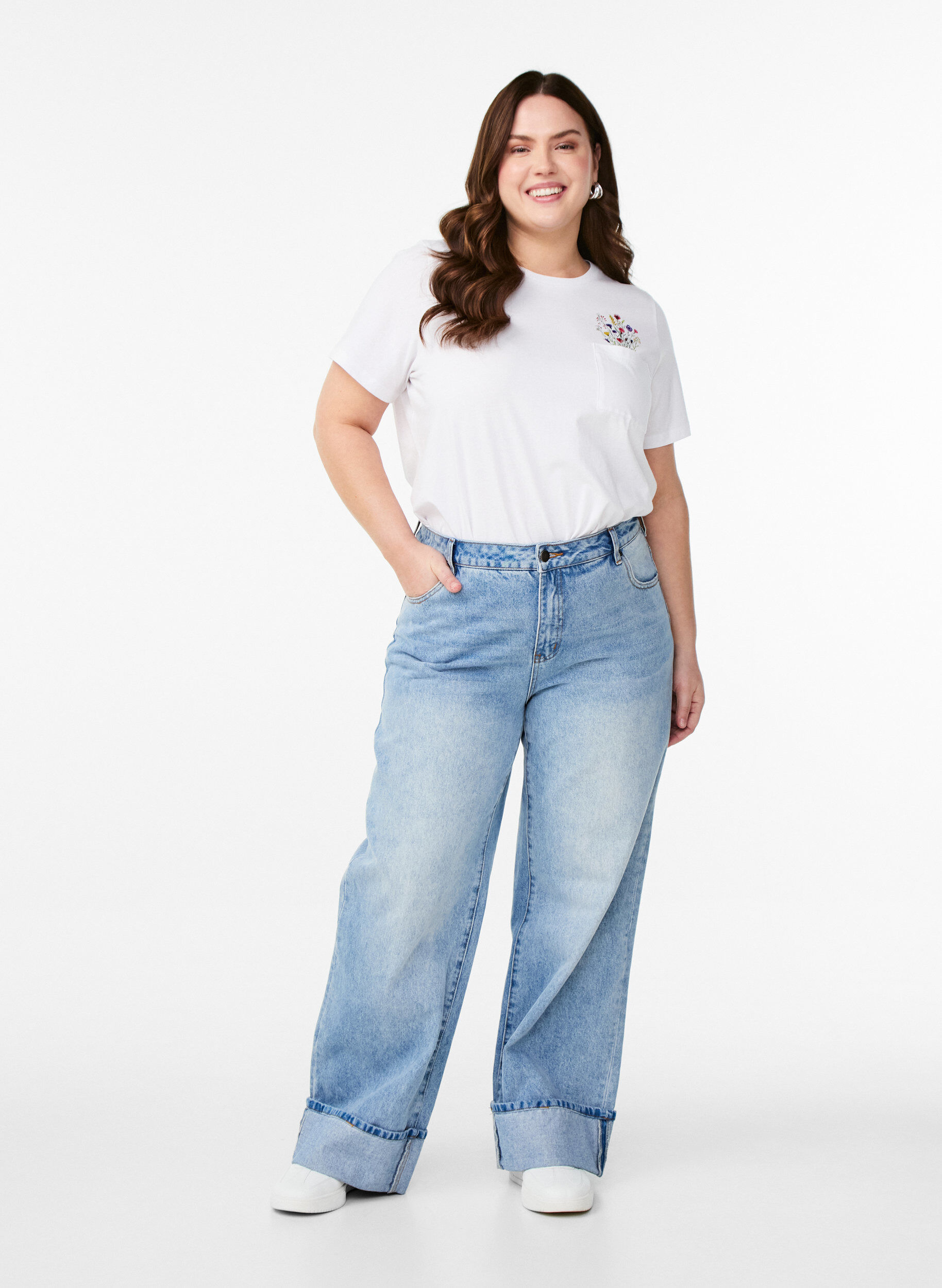 Zizzi Koszulka z kieszenia na klatce piersiowej, Biały, Model image number 1