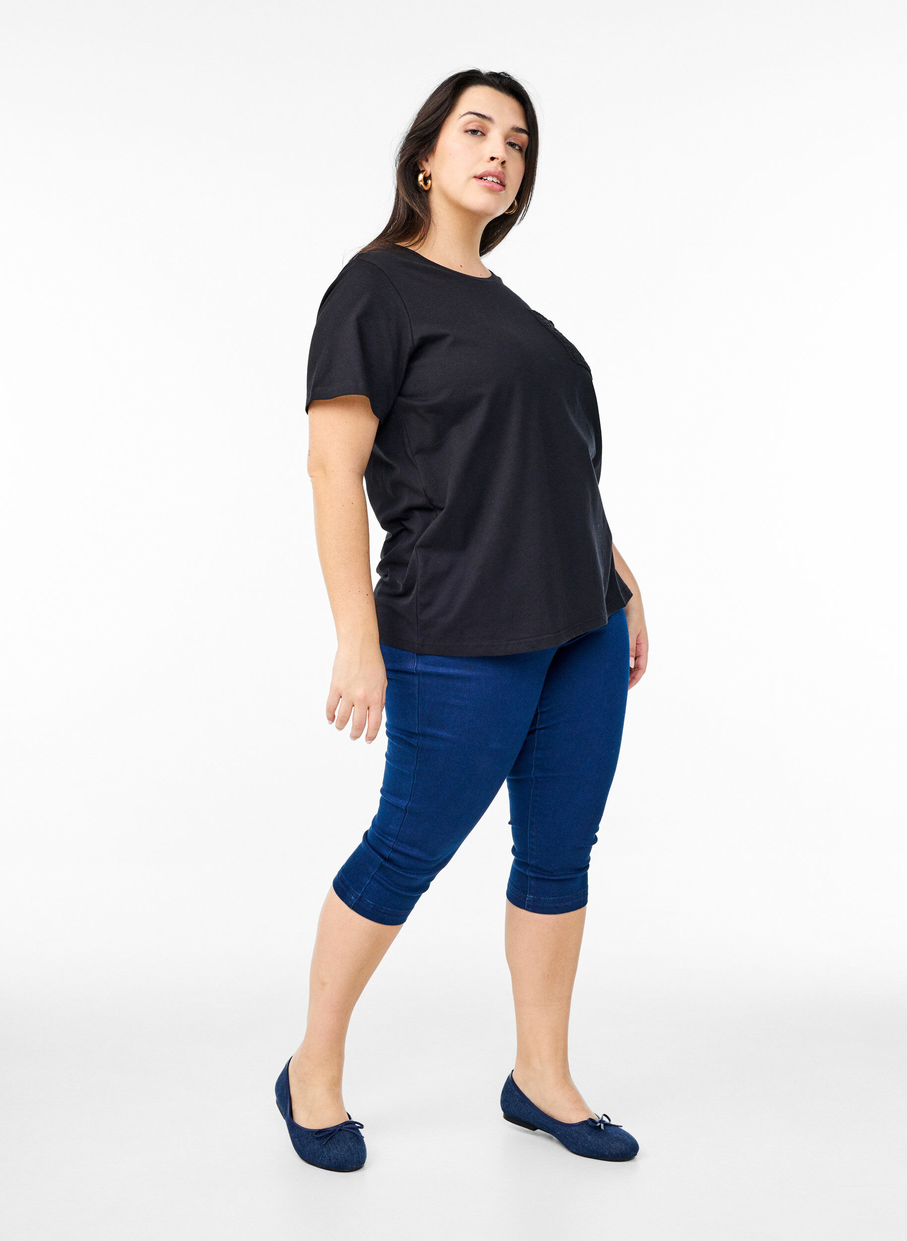 Zizzi Koszulka z bawelny organicznej z kieszenia na piersi, Czarne, Model image number 1