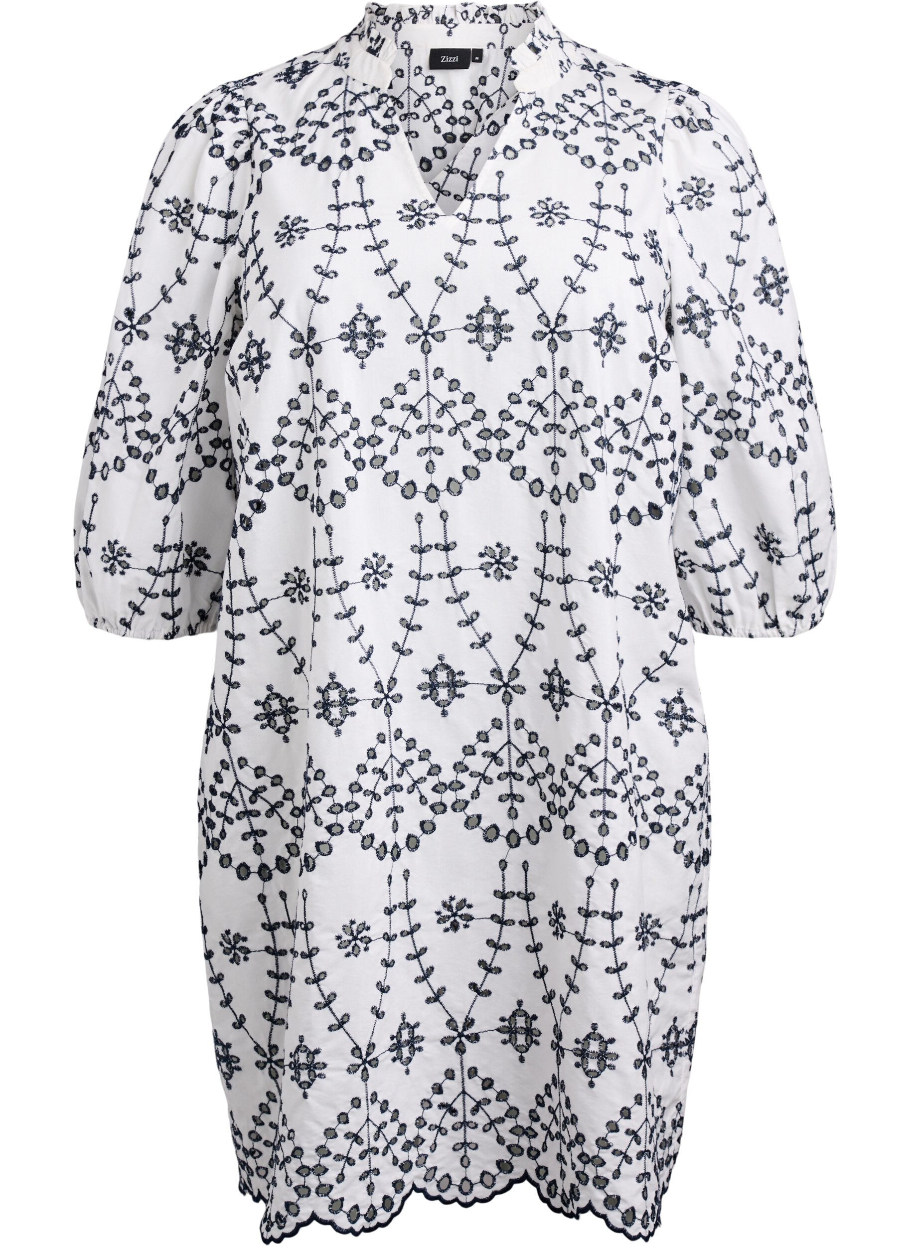 Zizzi Sukienka z kontrastowym haftem angielskim, White w. Navy Blazer, Packshot image number 0