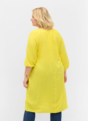 Wiskozowa sukienka z dekoltem w szpic, Blazing Yellow, Model image number 1