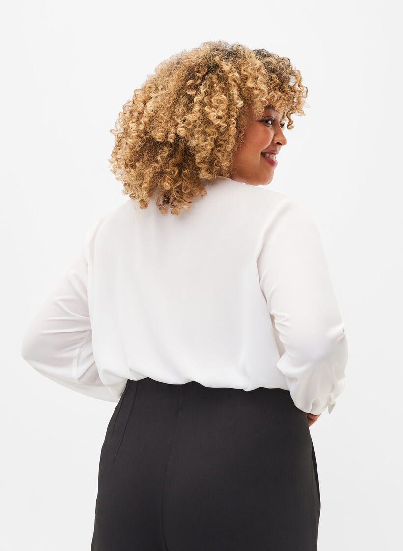 Jednokolorowa koszula z dekoltem w szpic, Bright White, Model image number 1