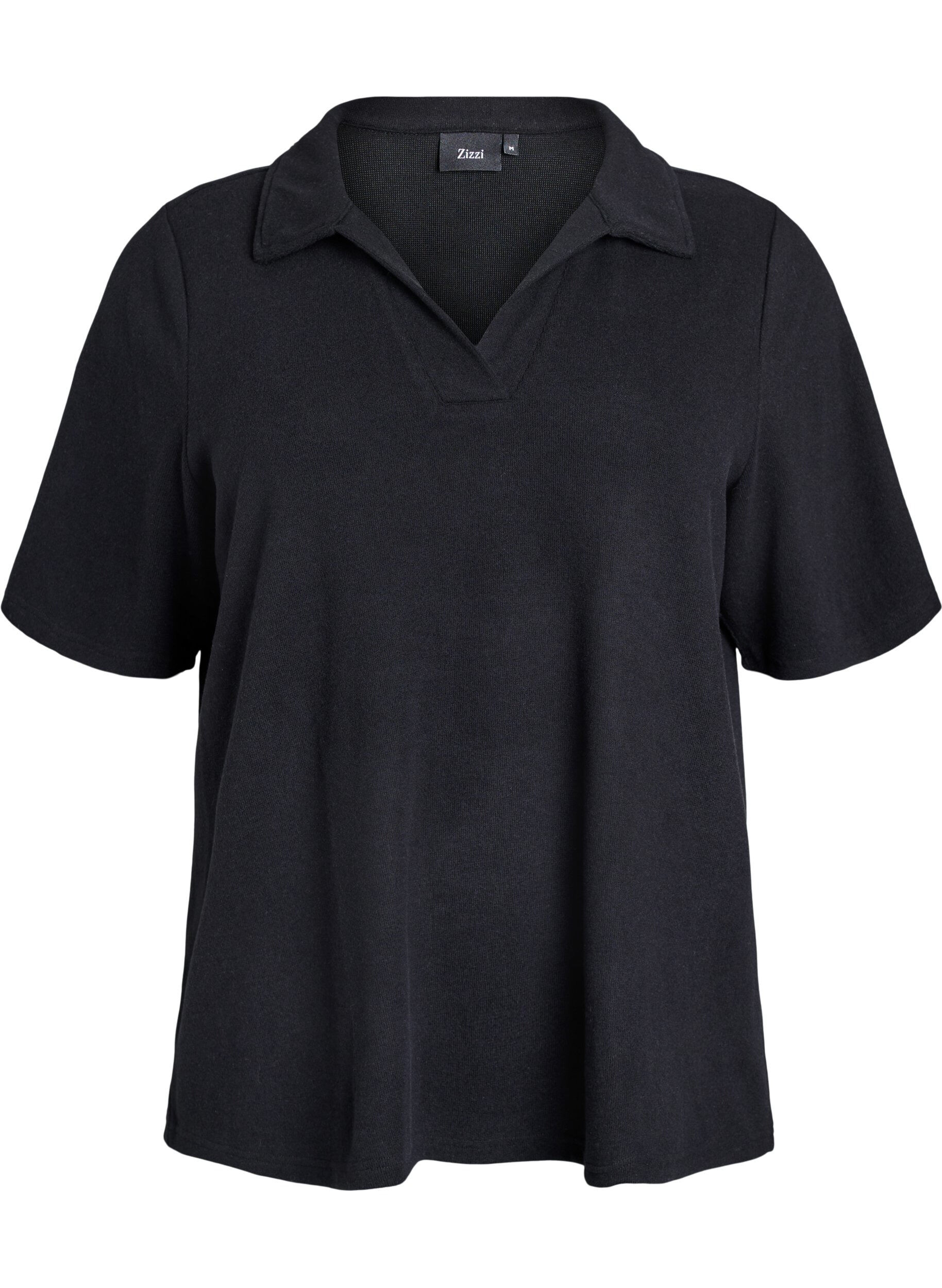 Dzersejowa bluzka z kolnierzykiem i kr&oacute;tkim rekawem