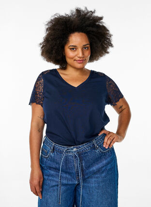 Zizzi Bawelniany t-shirt z krótkimi, koronkowymi rekawami, Niebieskie, Model image number 0