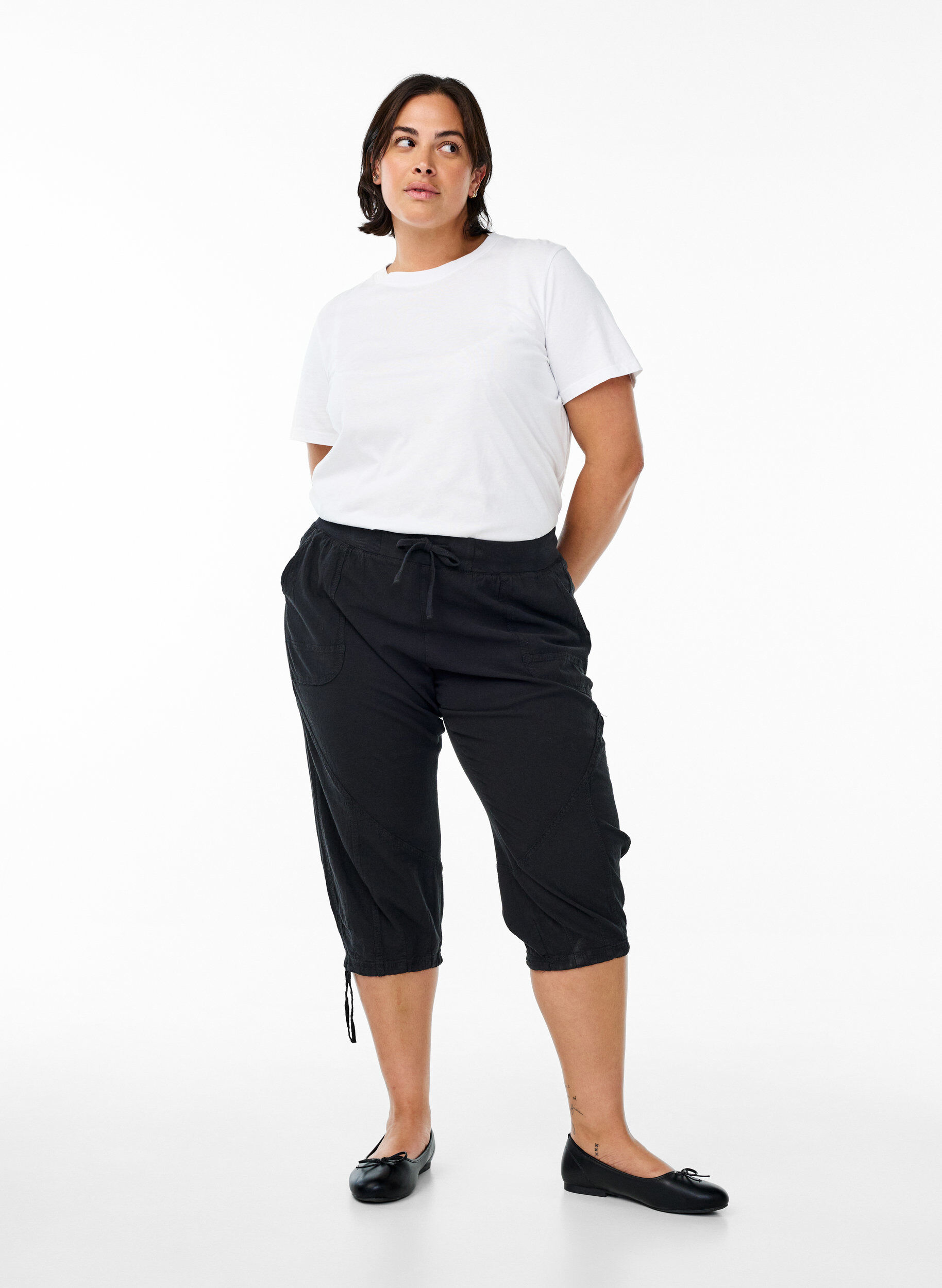Bawelniane spodnie capri, Czarne, Model