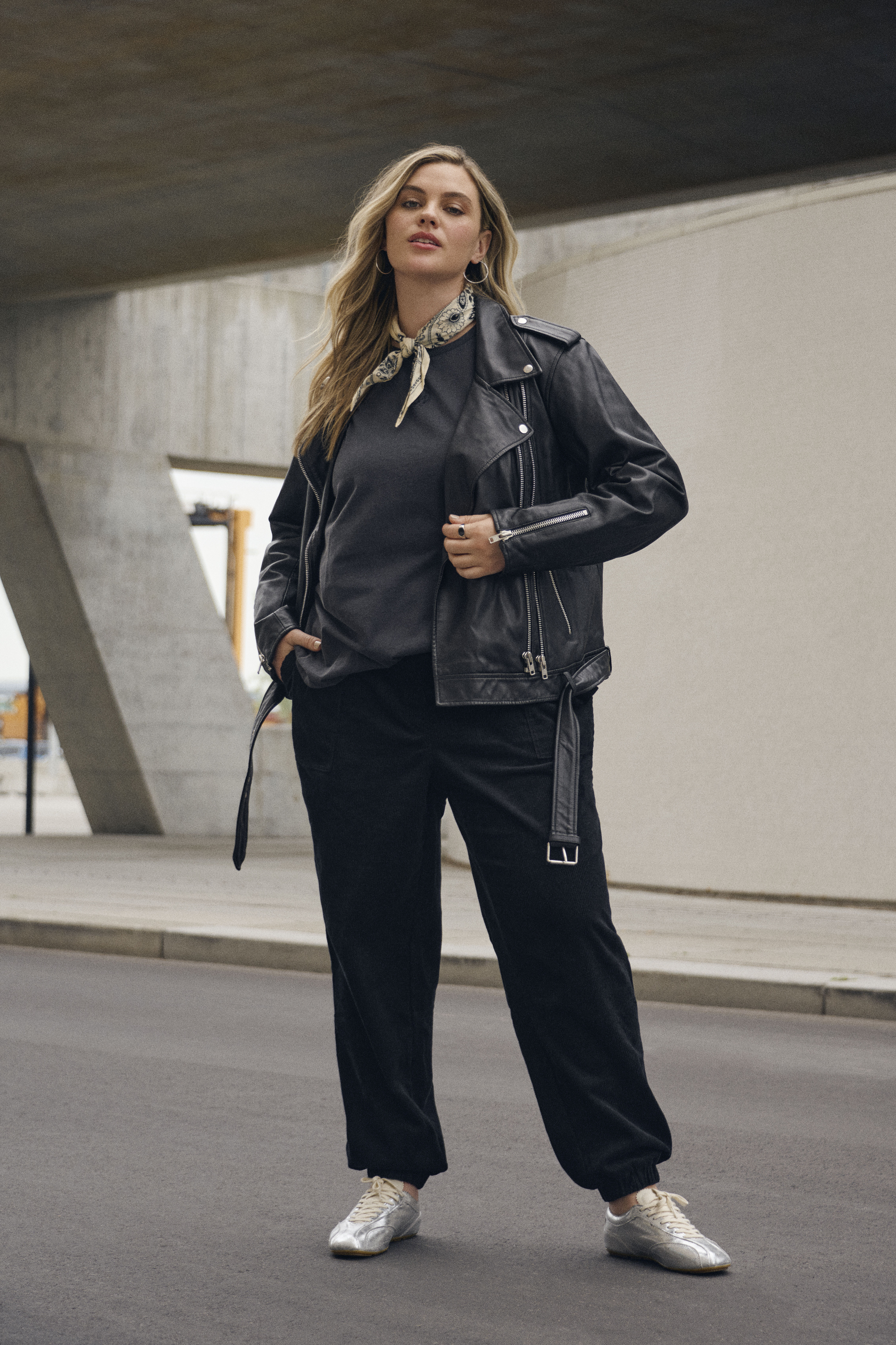 Zizzi Sk&oacute;rzana kurtka, , Model