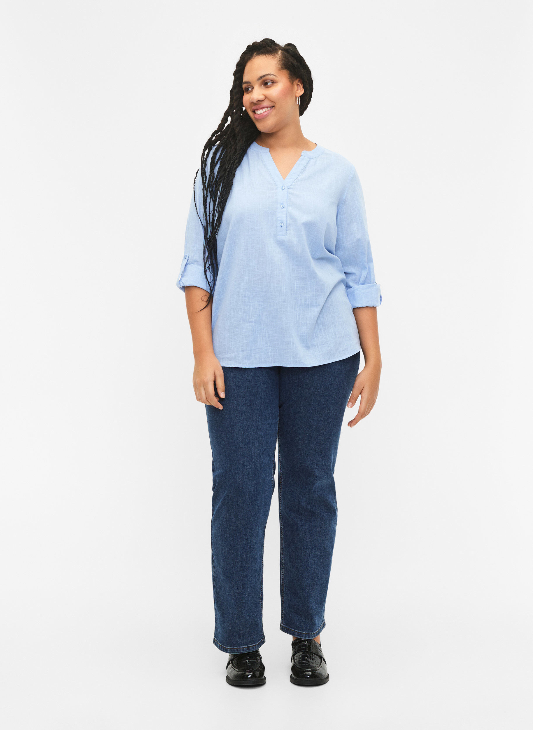 Zizzi Bawelniana koszulowa bluzka z dekoltem w szpic, Serenity, Model image number 2