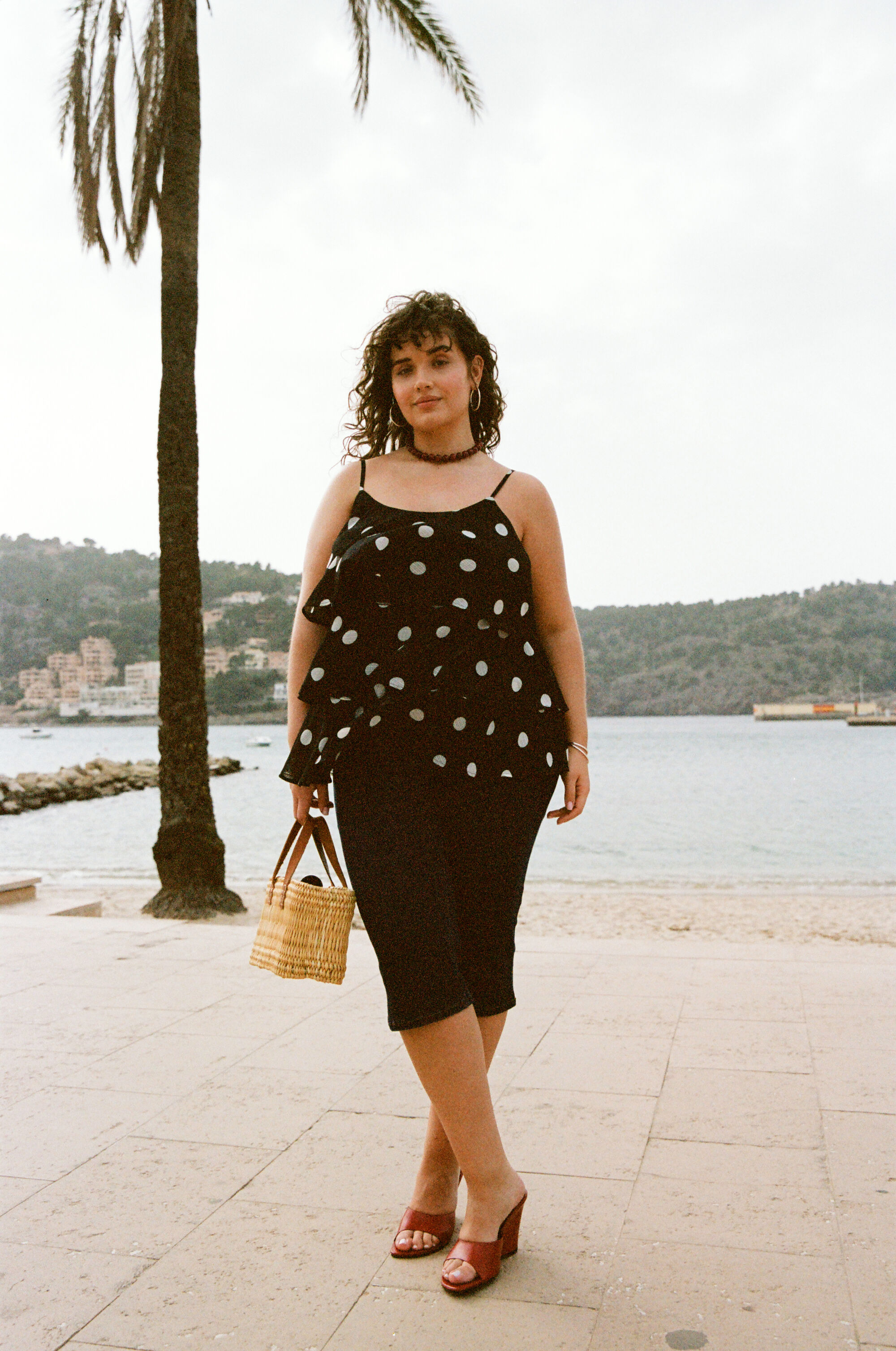 ZizziCętkowany letni styl z pazurem, , Model