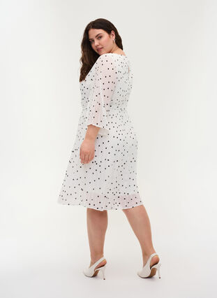 Wzorzysta plisowana sukienka z wiazaniem, Bright White w. Dots, Model image number 1