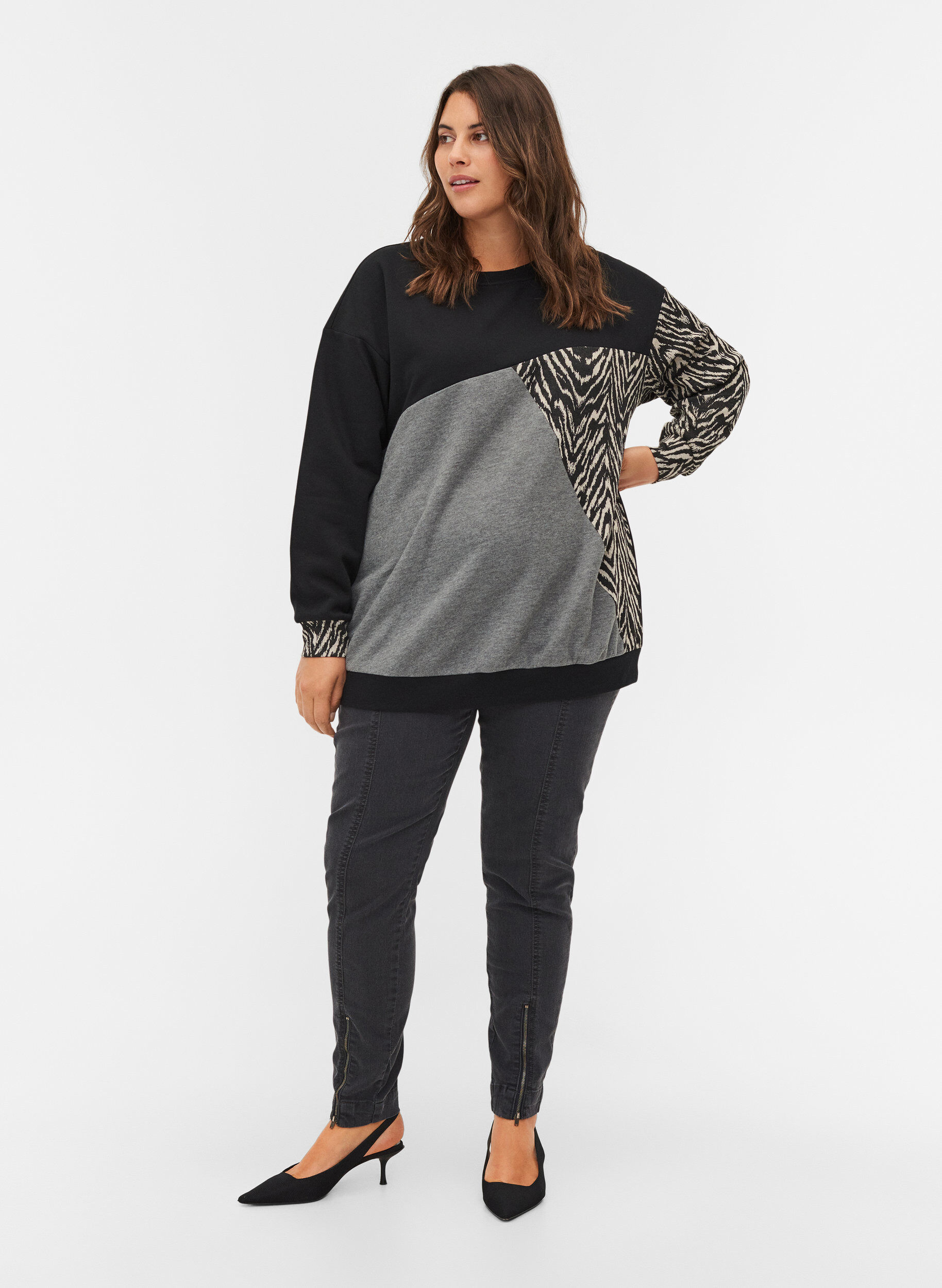 Zizzi Jeggings with zip detail, Grey Wash, Model image number 0