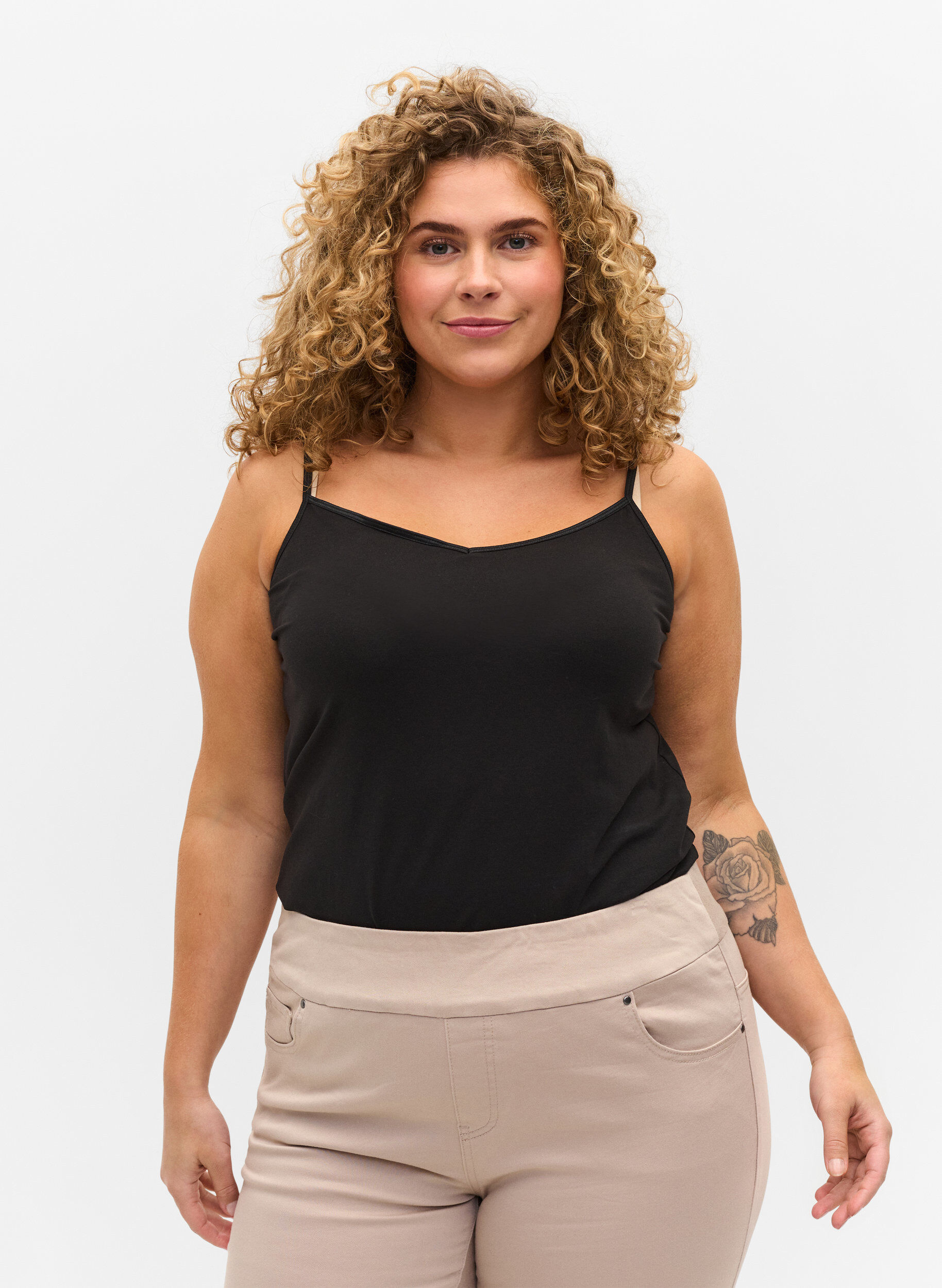 Zizzi Top typu basic na ramiaczkach, Black, Model image number 0