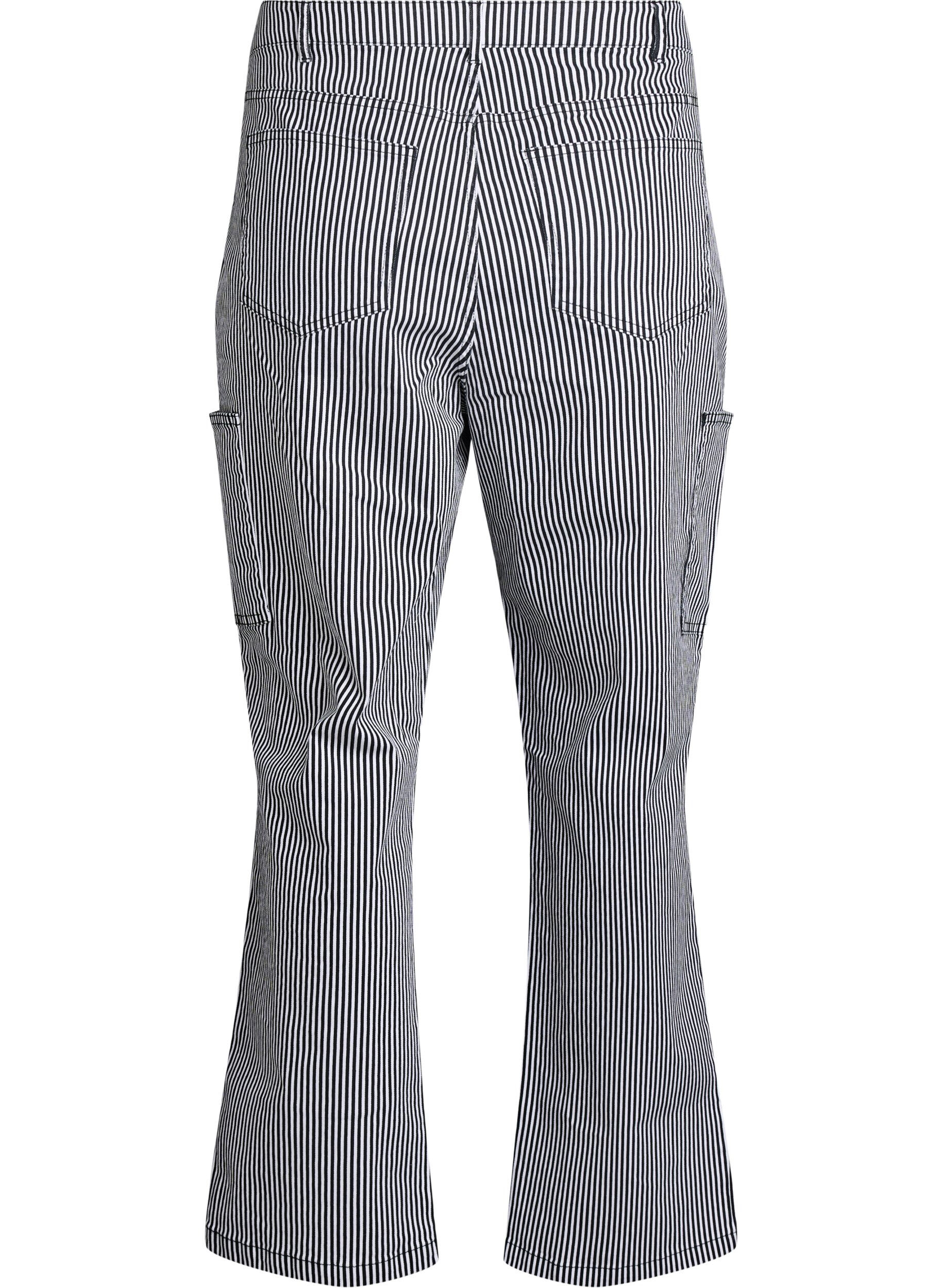 Zizzi  Jeansy cargo z wysokim stanem w paski, Czarne, Packshot image number 1