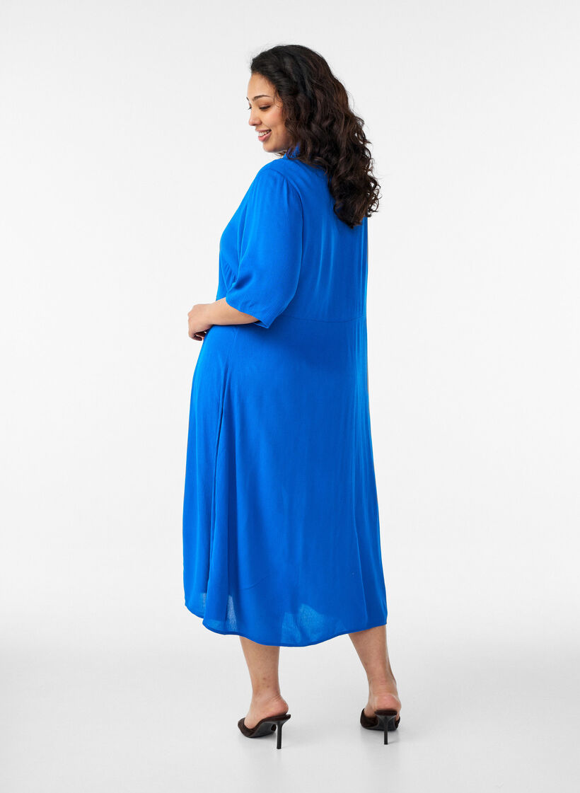 Midi koszulowa sukienka z kr&oacute;tkimi rekawami, Niebieskie, Model image number 1