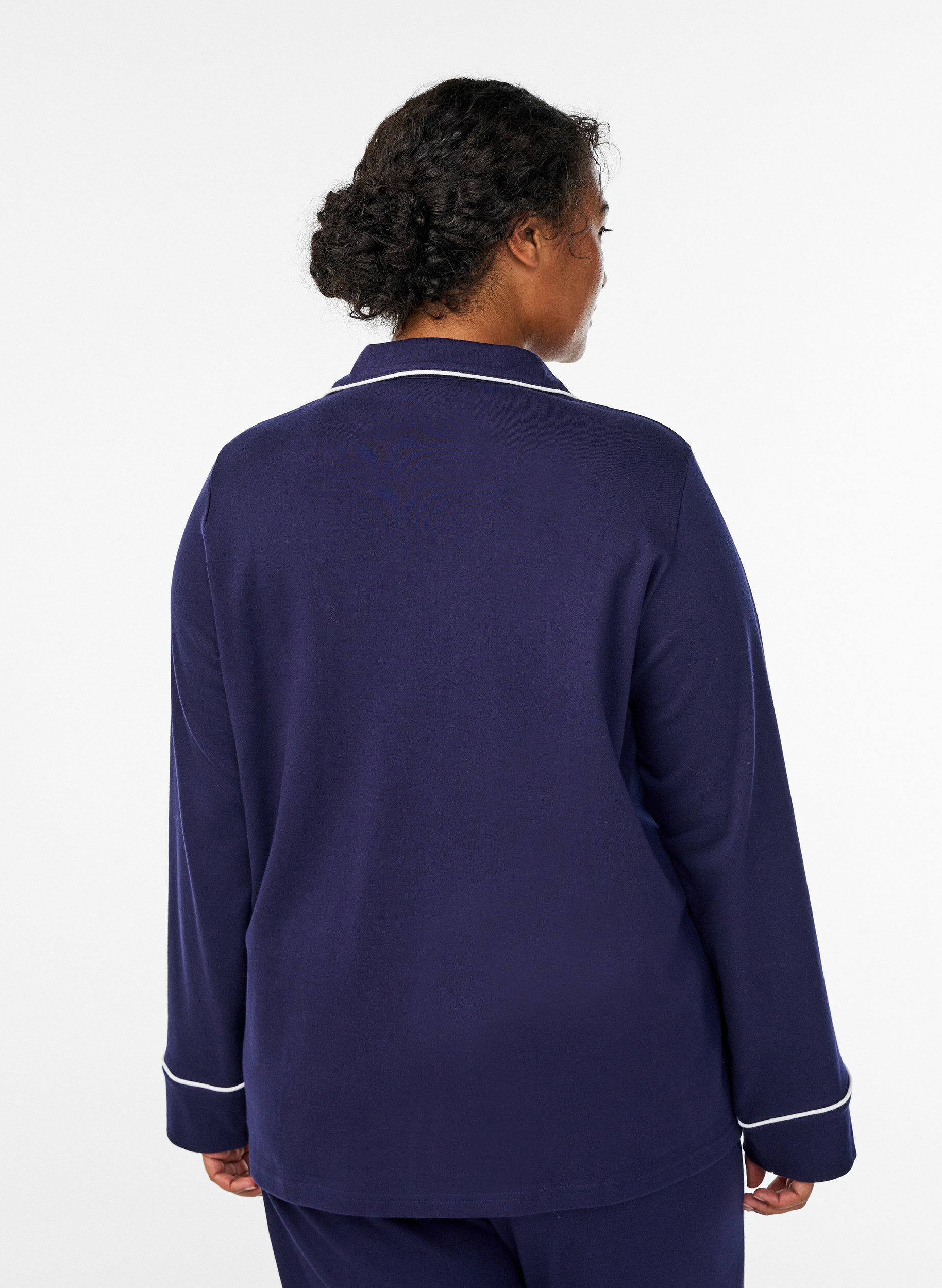 Zizzi Bawelniana koszula pizamowa z kieszenia na piersi, Niebieskie, Model image number 2