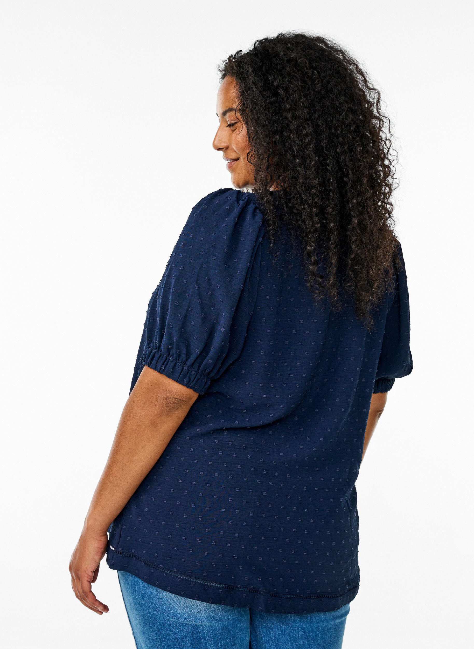 Zizzi Bluzka z kr&oacute;tkimi bufiastymi rekawami i faktura w kropki, Navy Blazer, Model image number 1