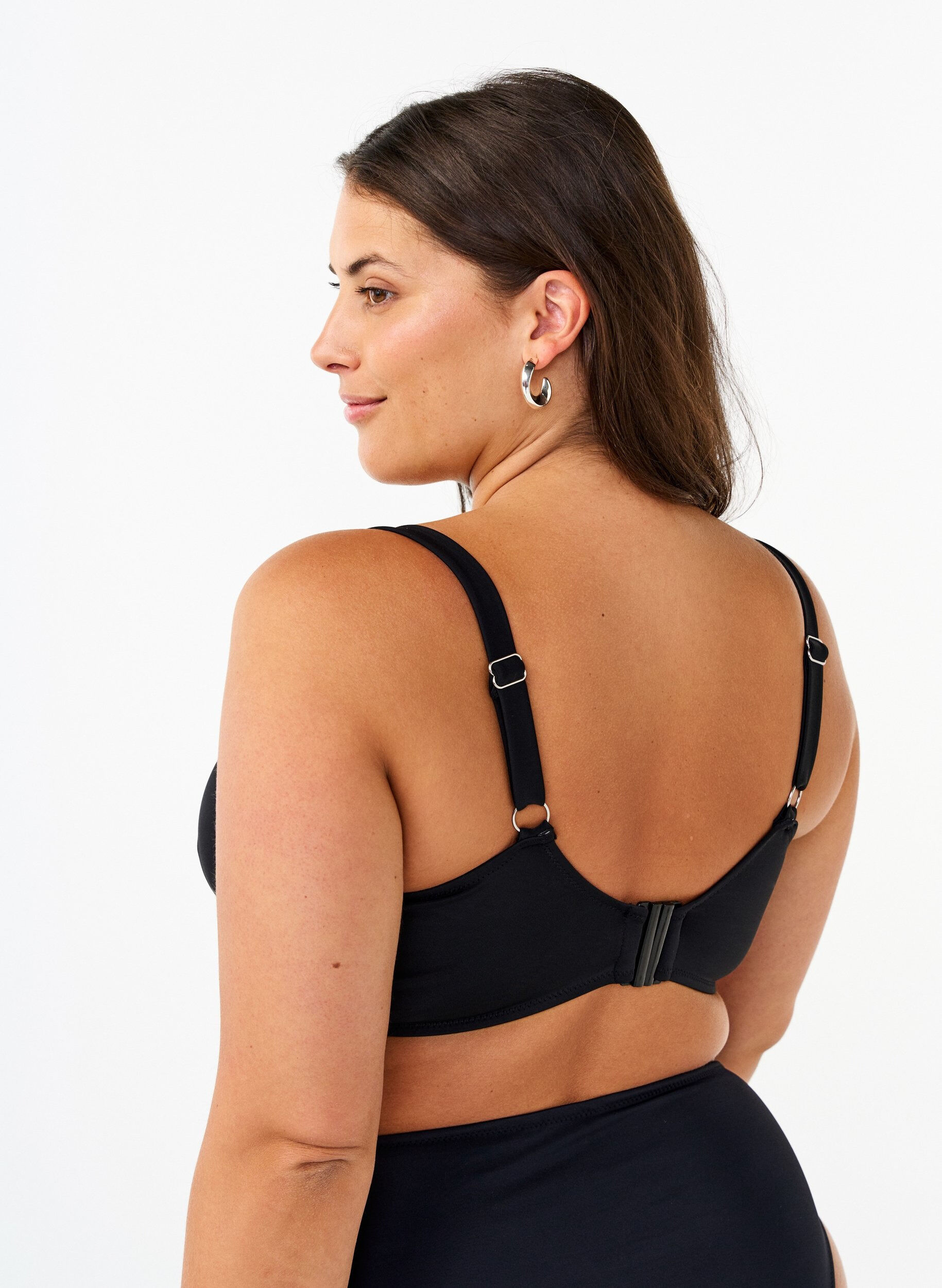 Zizzi Biustonosz z fiszbinami i drapowaniem, Czarne, Model image number 1