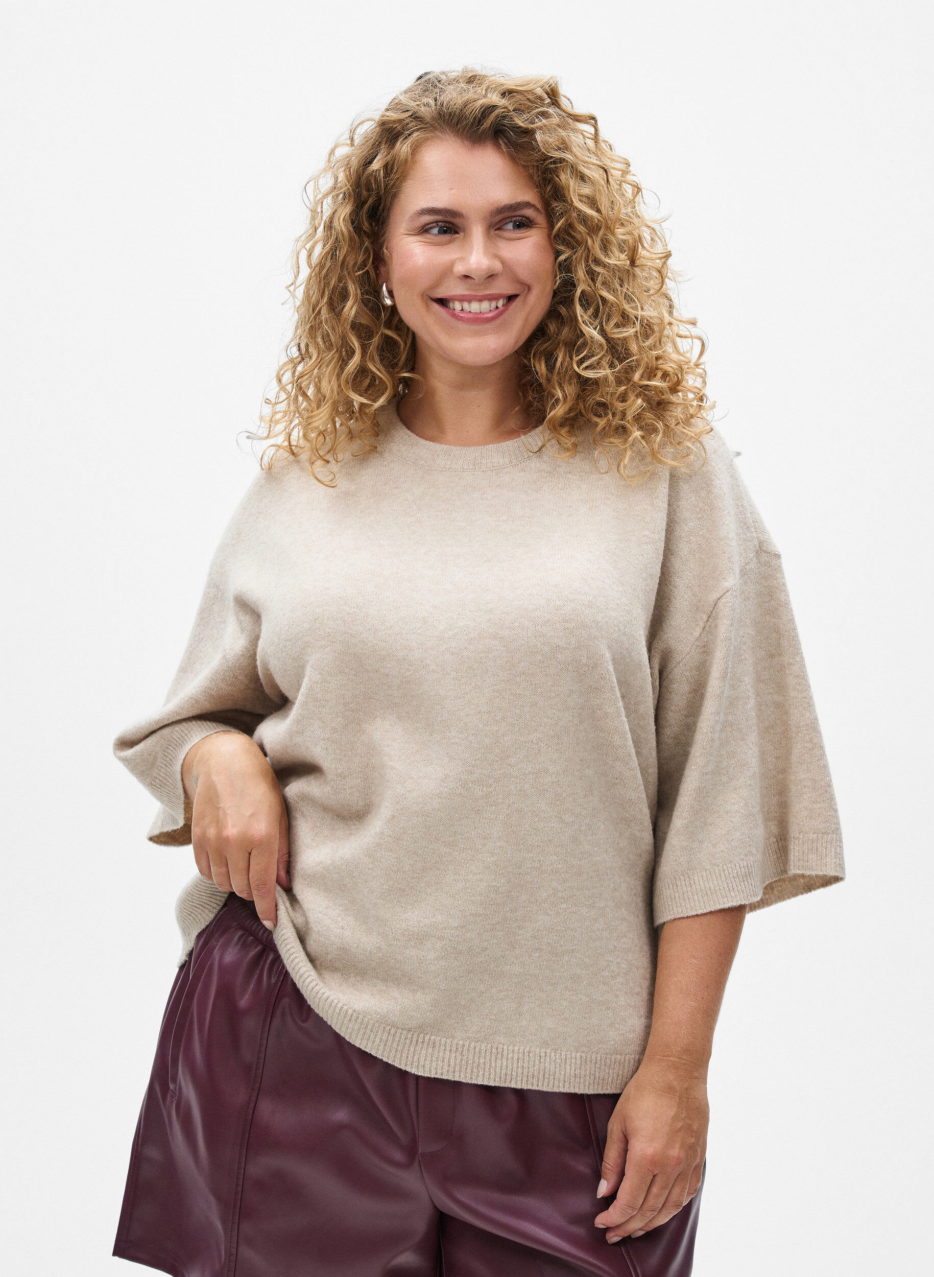 ZizziLuzna dzianinowa bluzka z kr&oacute;tkim rekawem, Beżowy, Model image number 0